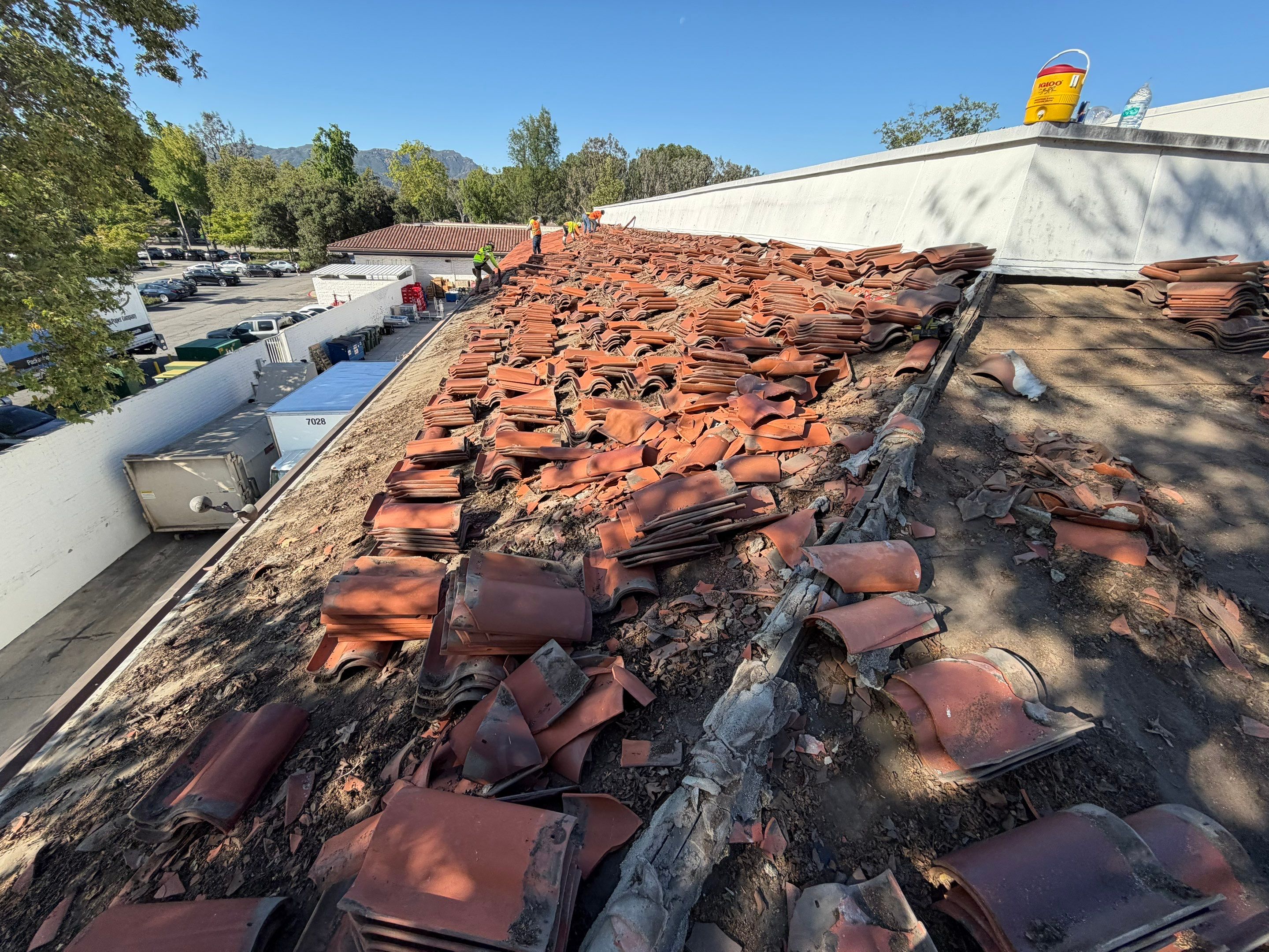Regency Westlake Shopping Center  by Sanchez Single Ply Roofing