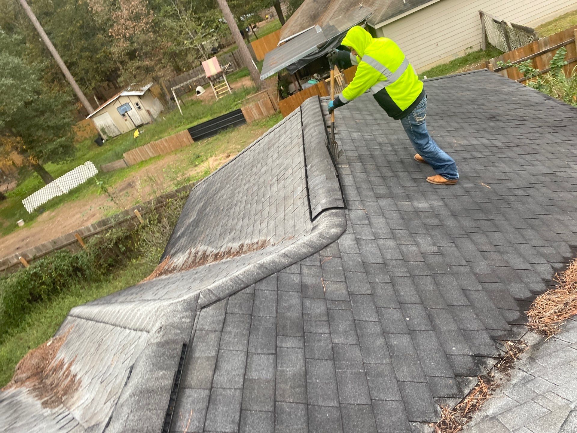 Residential Roofing Installation using Owen's Corning Duration (Lifetime) Shingles by Roof Repair Company
