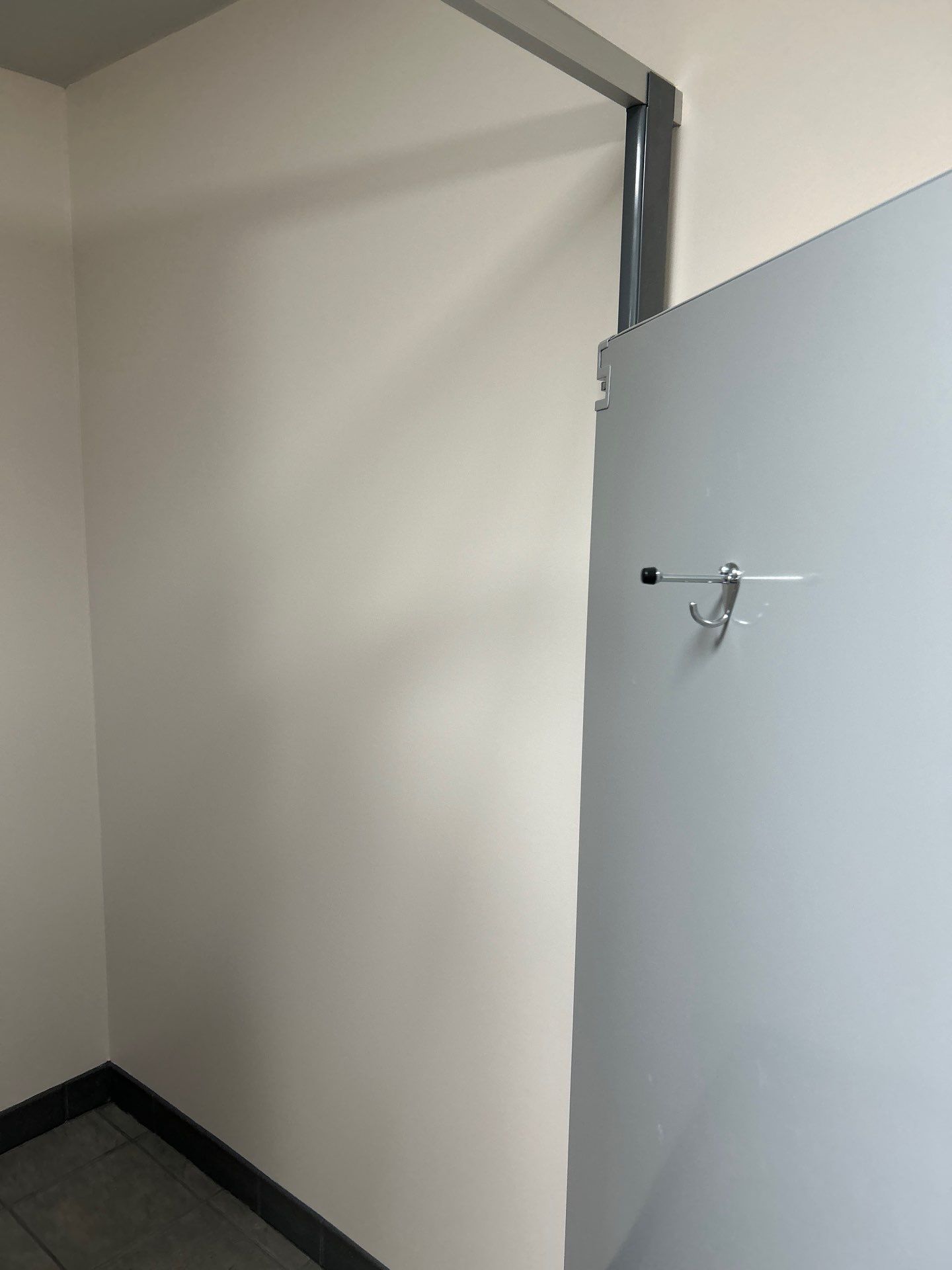 Wallpaper removal and Painting by Gordon Painting