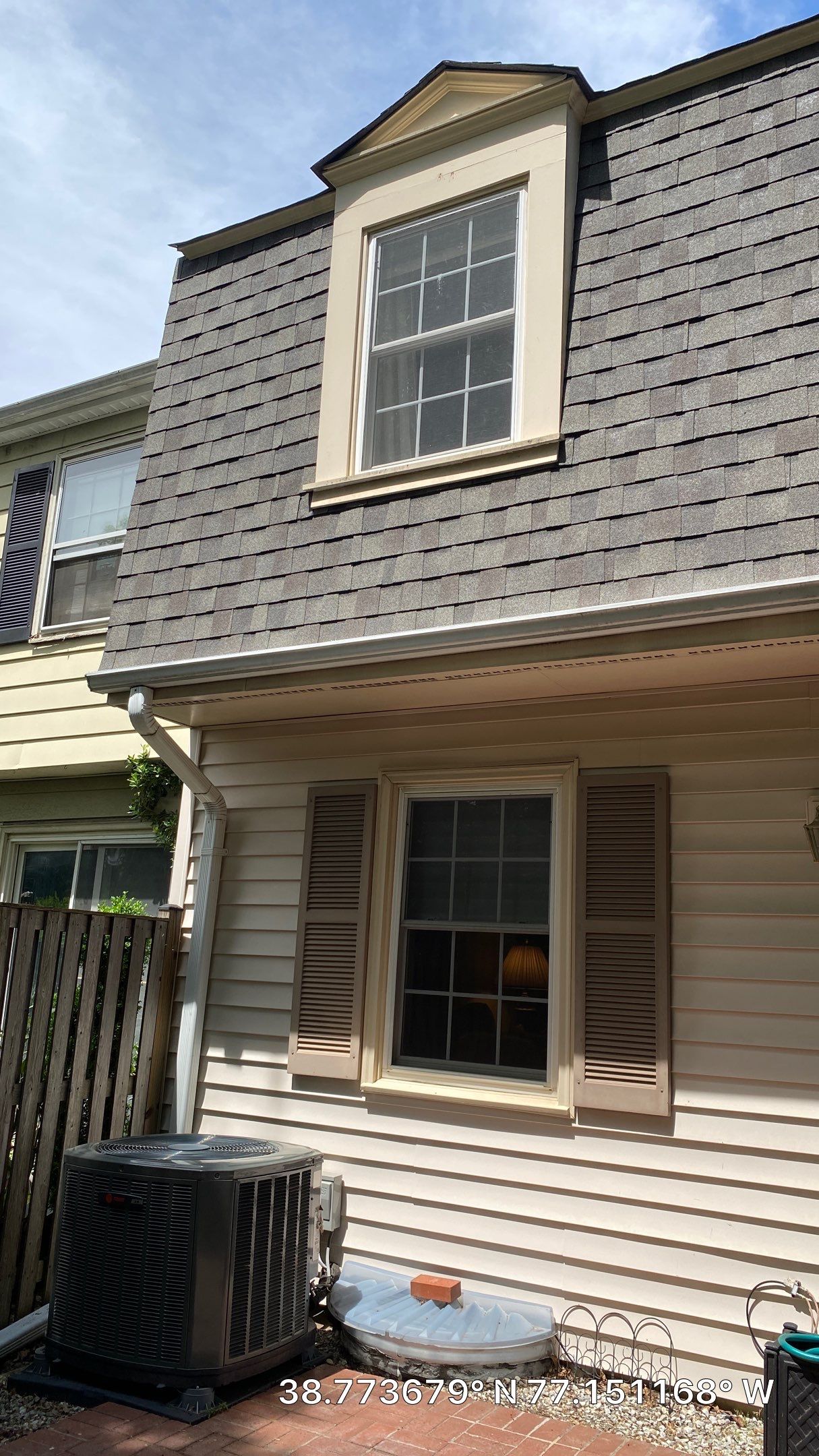 Alexandria - Certainteed Landmark Weathered Wood Shingles by RM Banning, Inc.