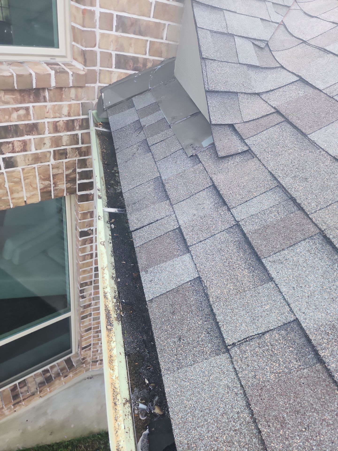 Residential Roofing Repair using Owen's Corning Duration (Lifetime) Shingles by Roof Repair Company