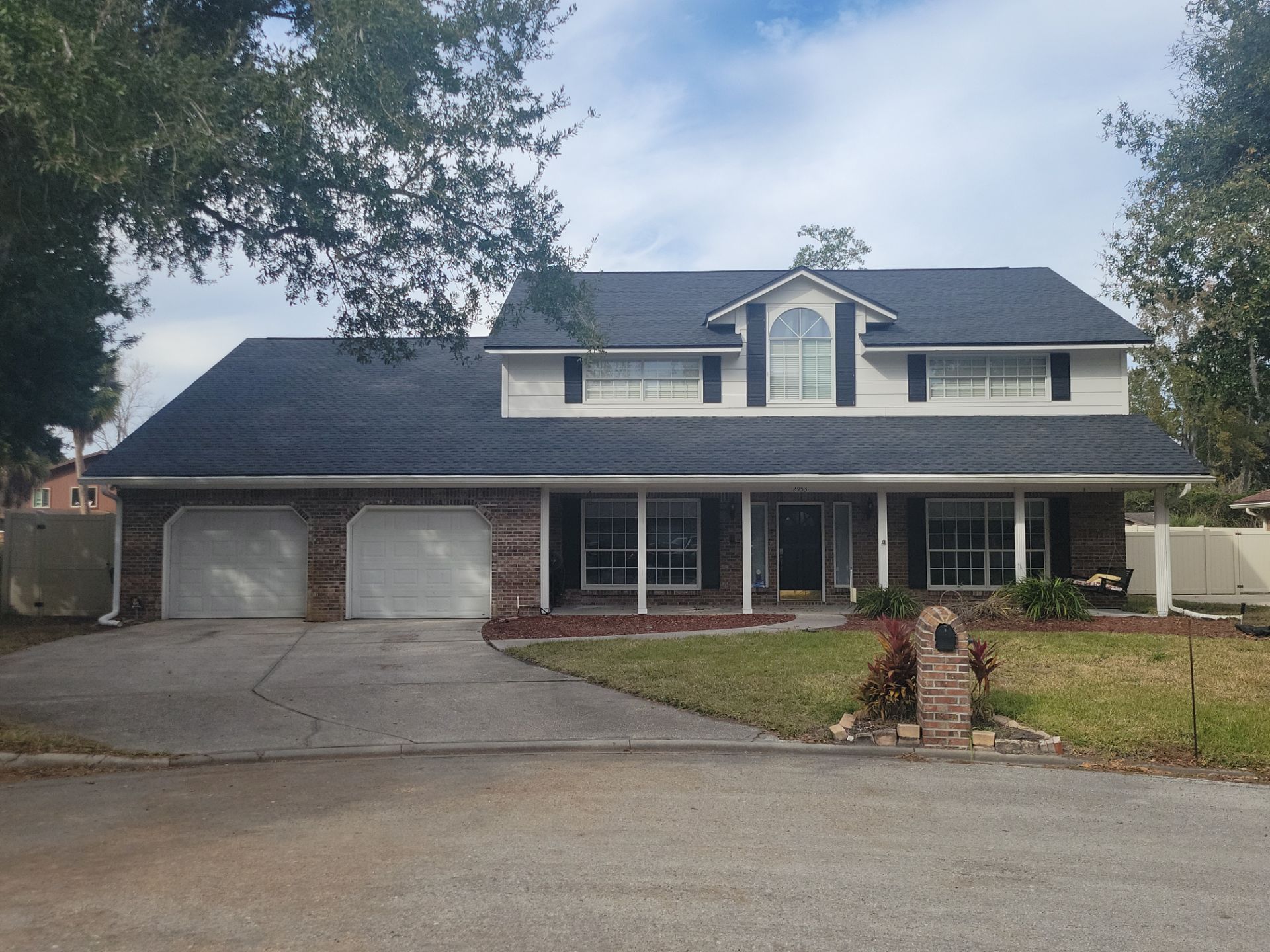 Endless Summer Roofing Co. featured photo.