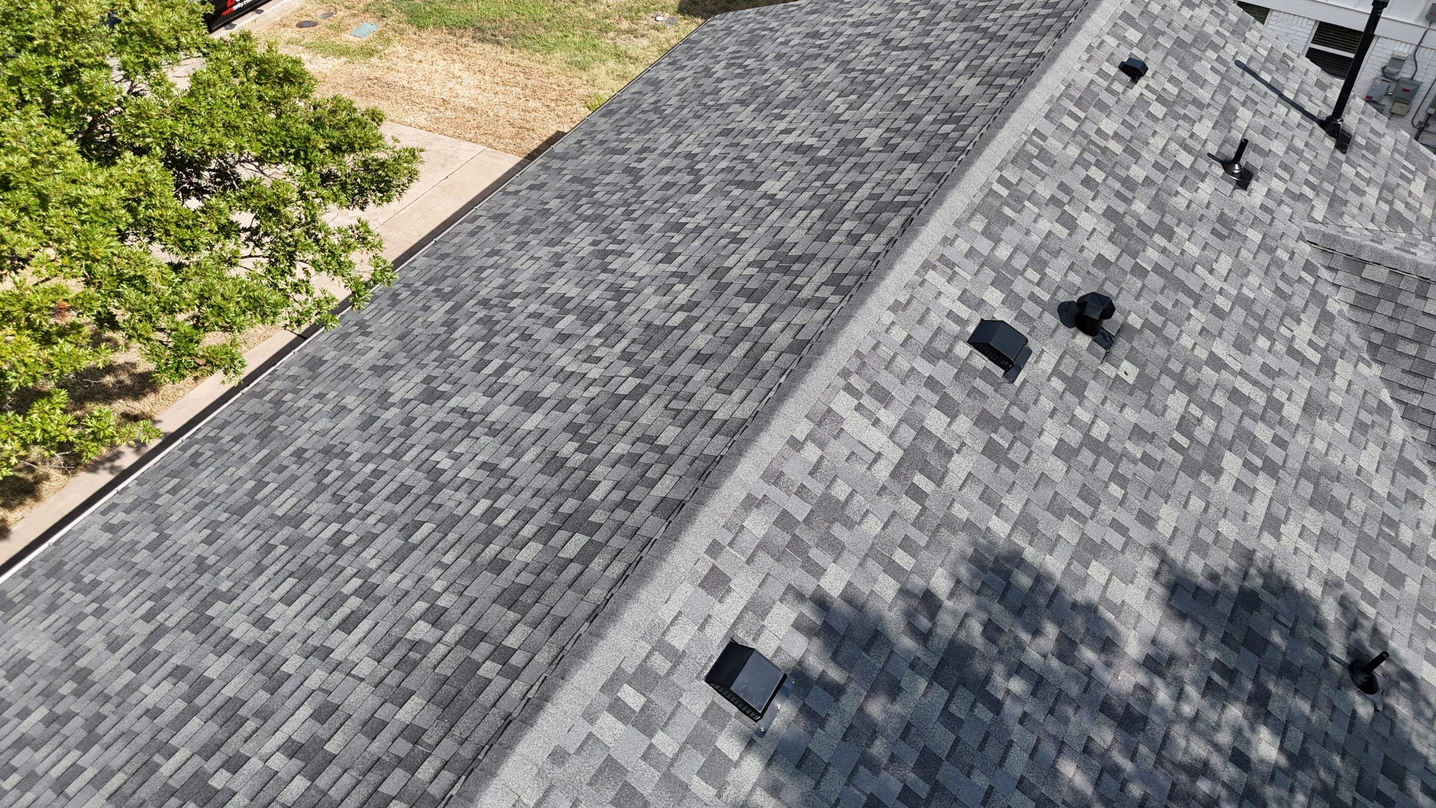 Estate Gray - Owens Corning TruDefinition Duration by RoofsOnly.com
