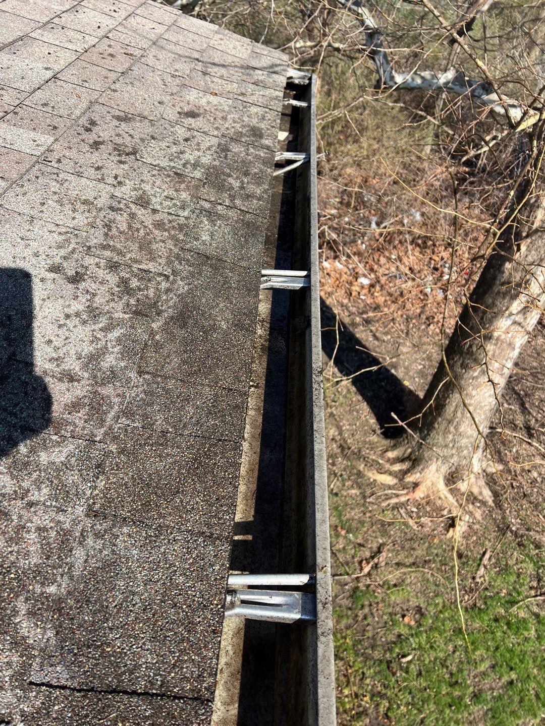 Commercial gutter cleaning Avon, IN after photo with clean gutters