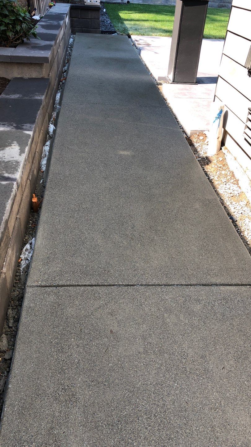 Bruce | Broom Finish Driveway, Concrete Project by Jireh Asphalt & Concrete Inc 