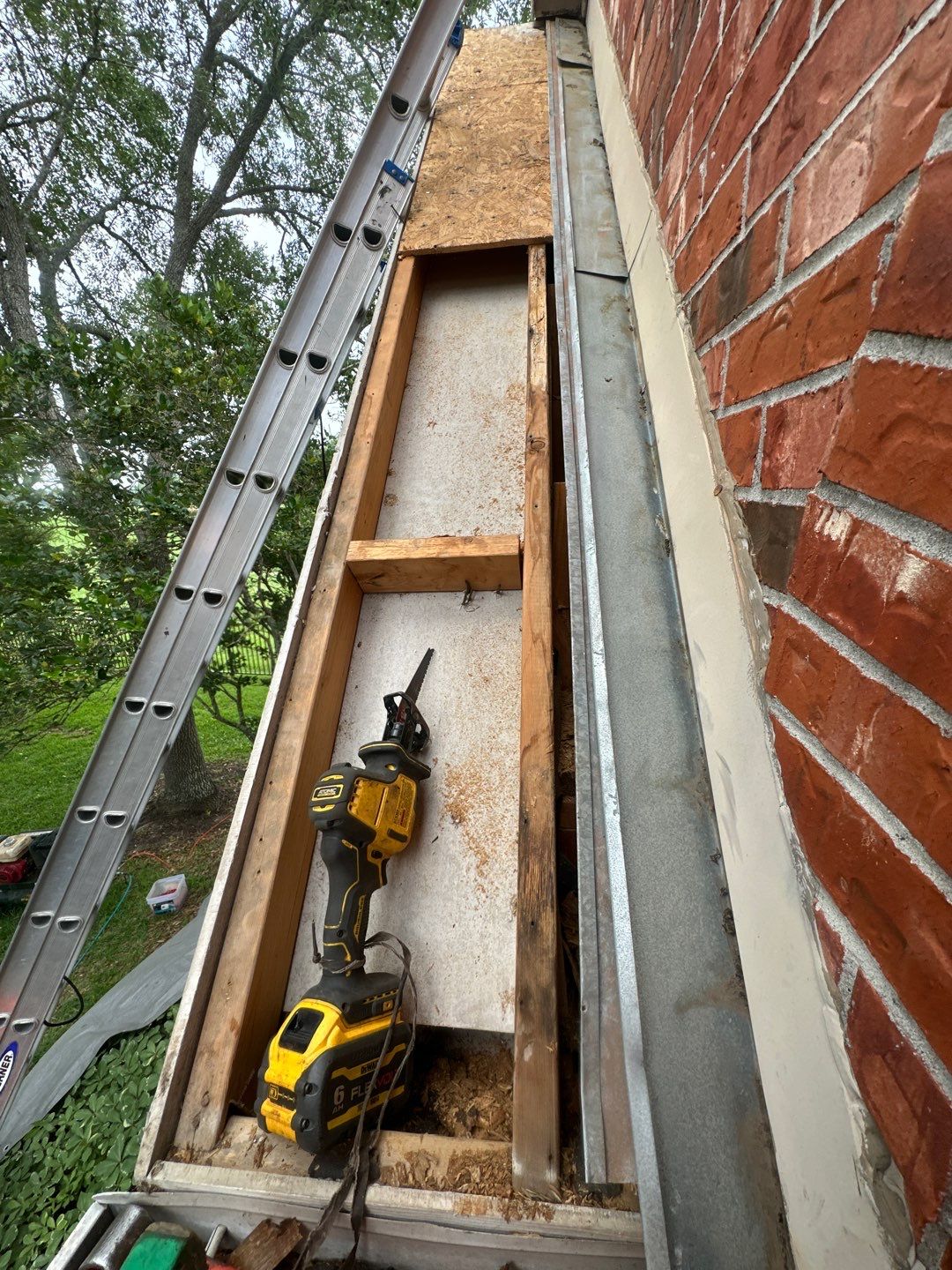 Residential Roofing Installation using Owen's Corning Duration (Lifetime) Shingles by Roof Repair Company