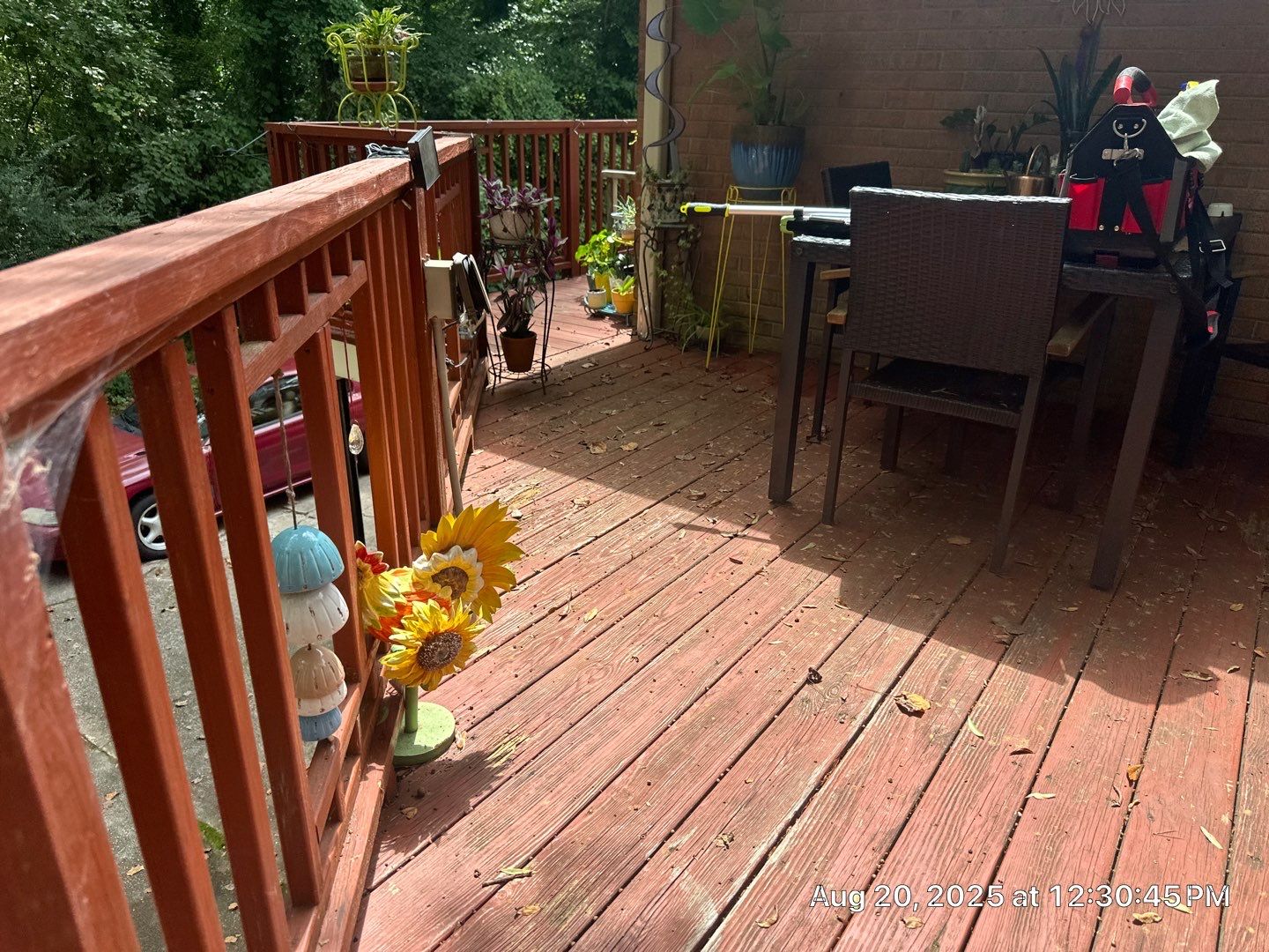 Wood Deck using Wood Sealant by DuraSeal