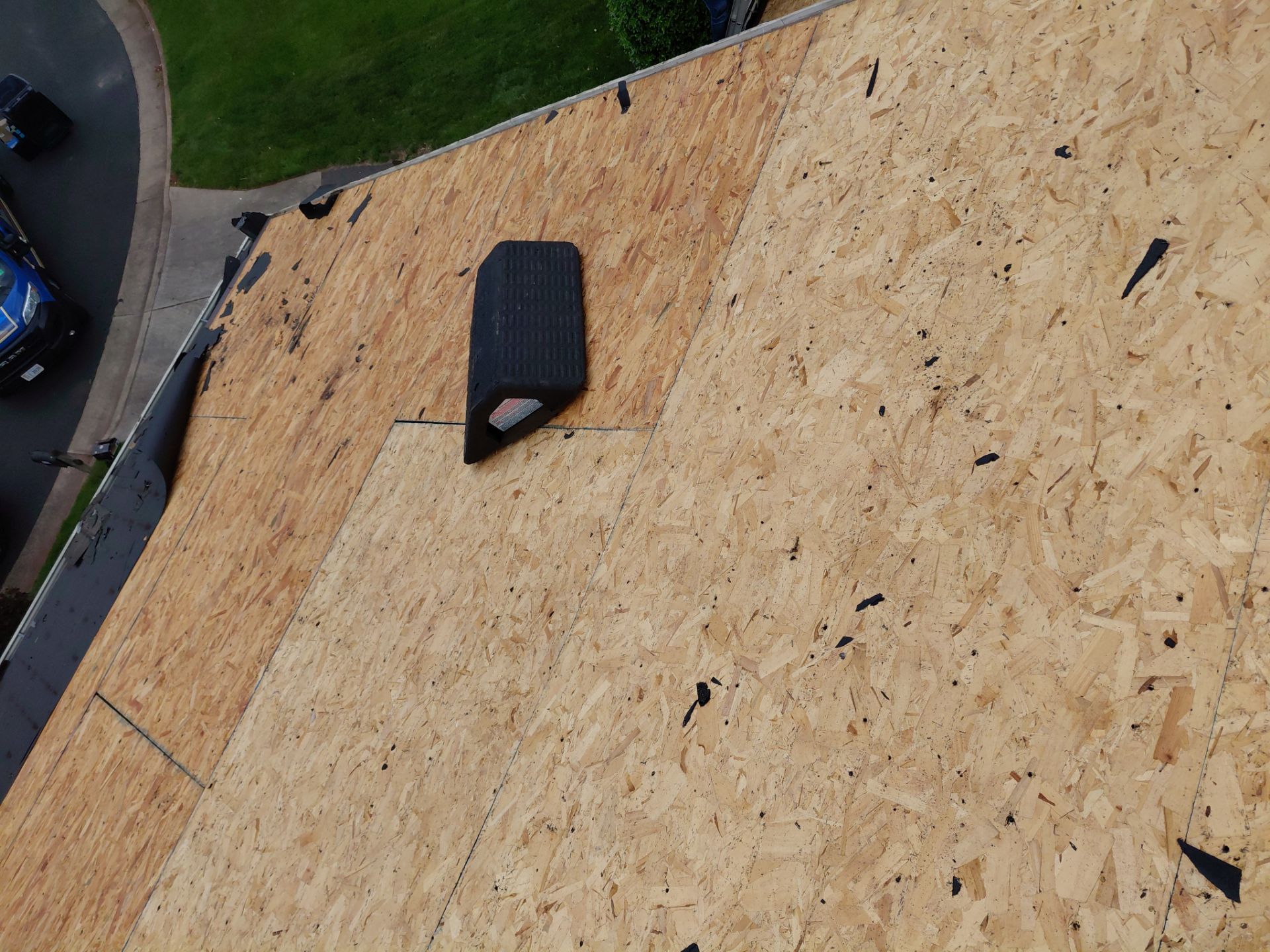 Fairfax: Residential Roof Replacement with CertainTeed Landmark Shingles in Sunrise Cedar by RM Banning, Inc.