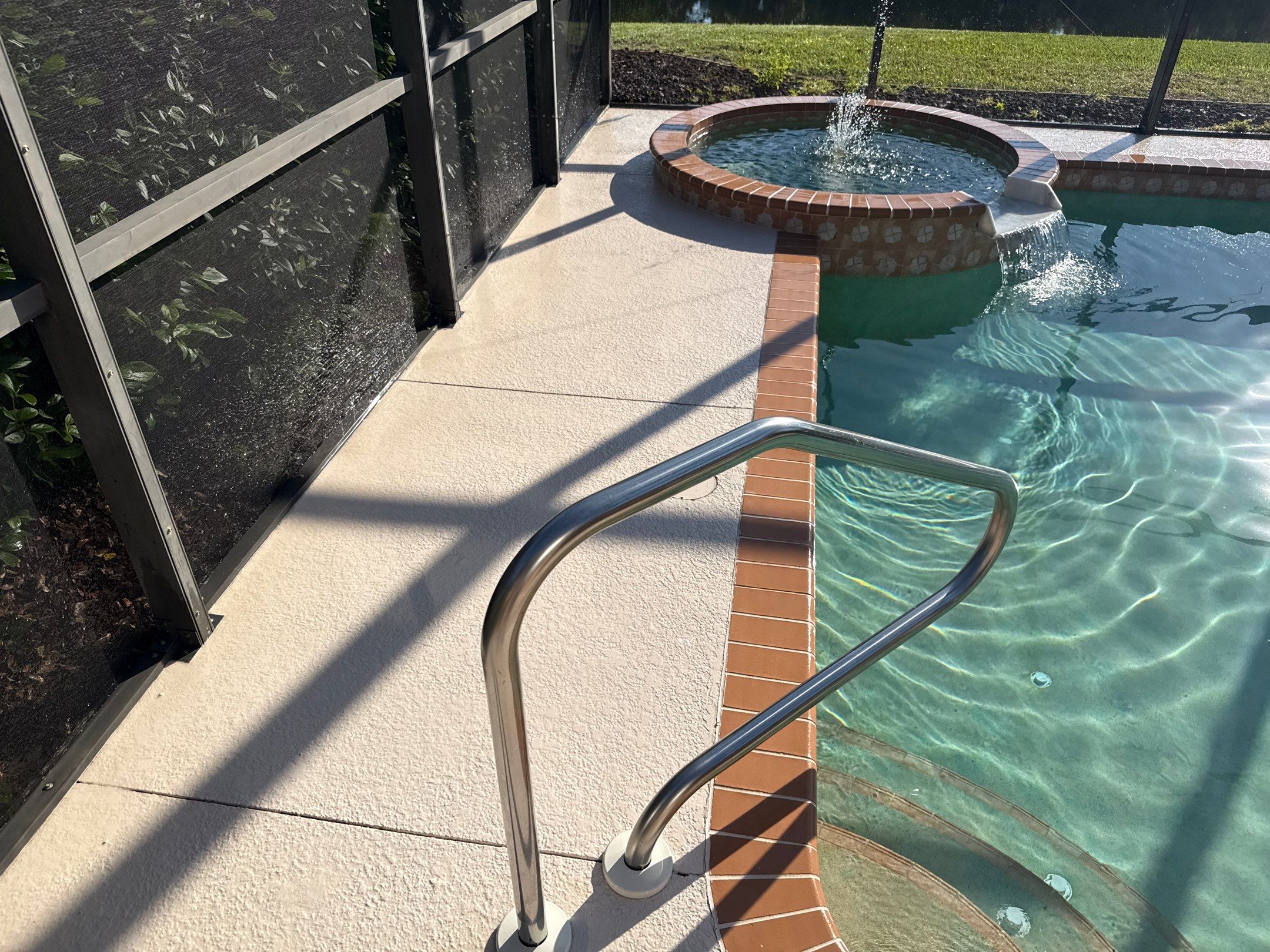 Driveway, Pool Deck & Lanai Cleaning – Heritage Harbour Golf Club, Bradenton, FL by Sunshine AquaWash