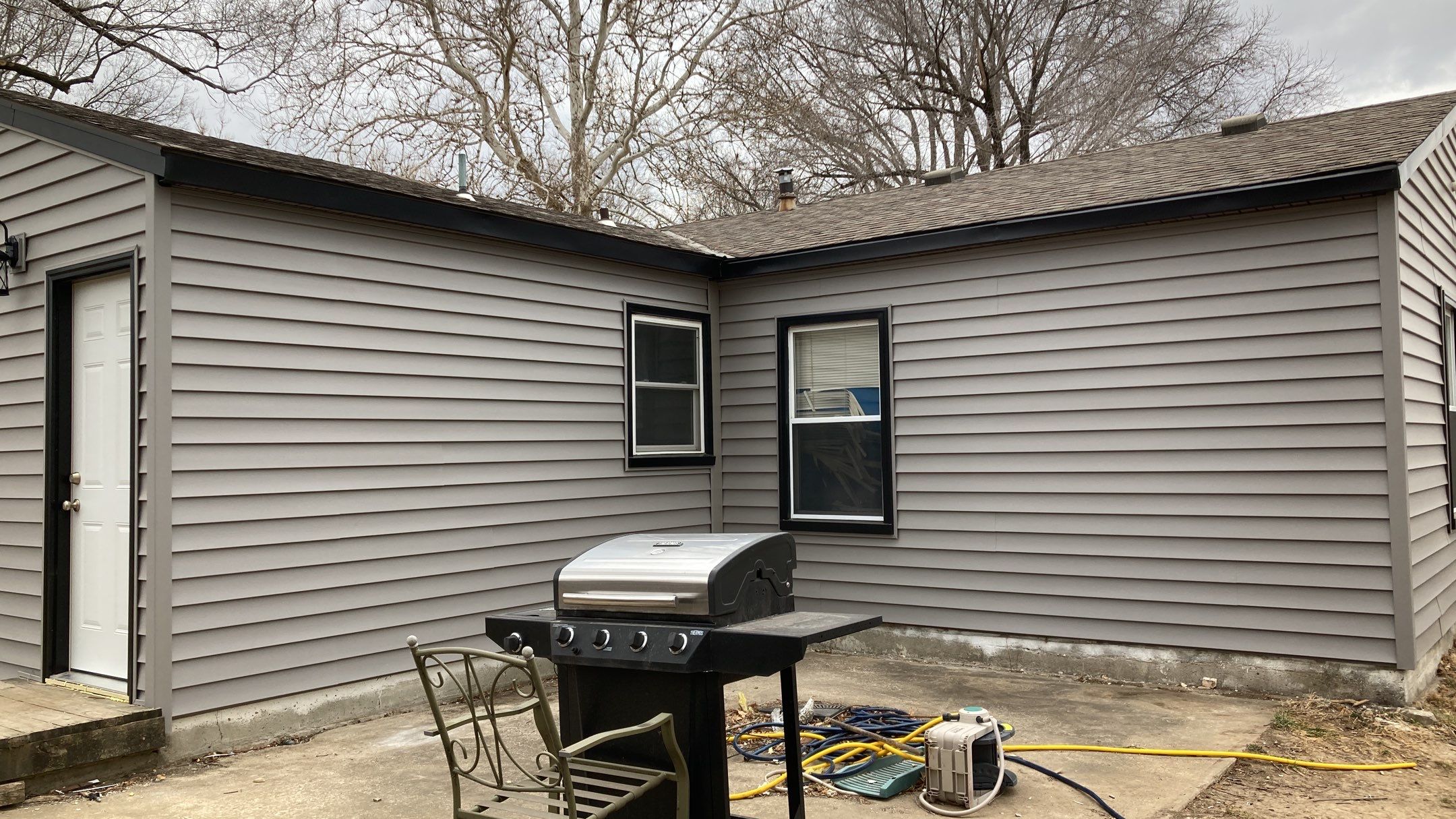 Siding Installation using Exterior Portfolio Vinyl Siding by EEC Windows, Siding & Roofing
