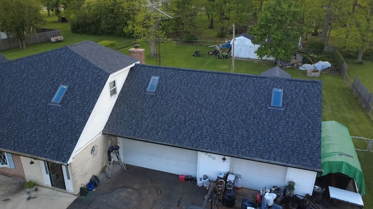 Country Home with a New life by Level Up Roofing and Restoration Services LLC
