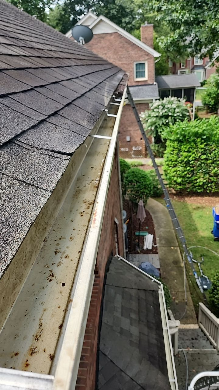 House Wash using cleaner by Power Wash Masters LLC