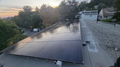 Los Angeles Residential Solar and Battery Installation 