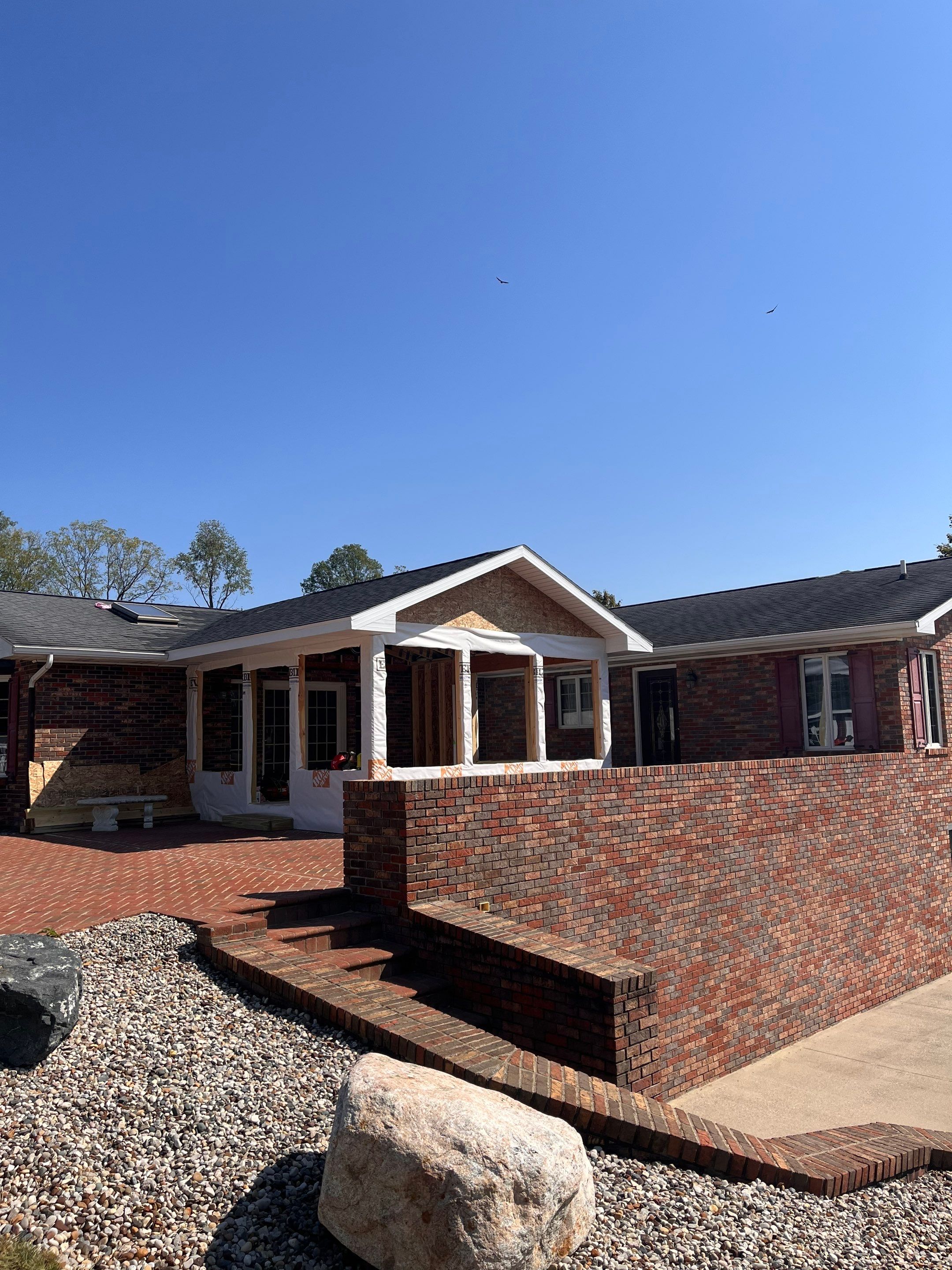 Smith Sunroom by Property Revolution 