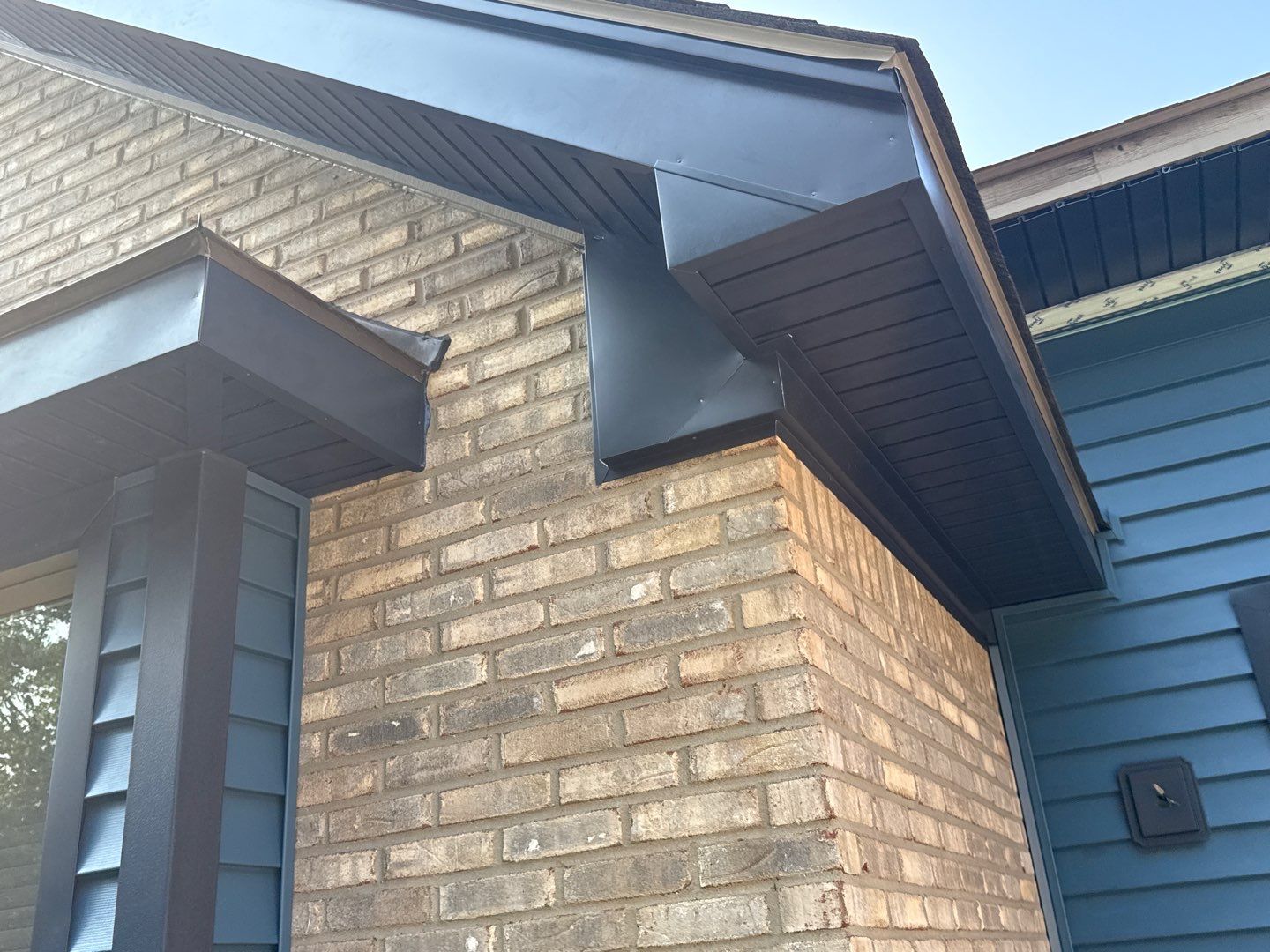 Siding Replacement using Alside Charter Oak D4.5" Laguna Blue by 180 Contractors