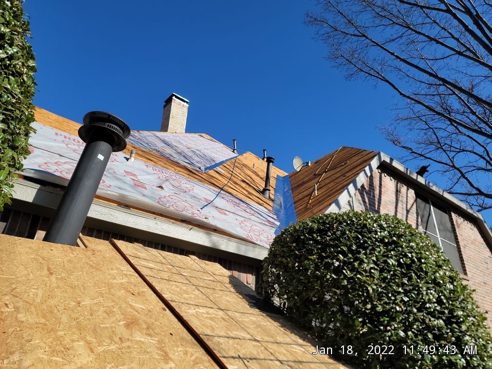 Insurance Claim Roof and Gutters using Owens Corning - Duration- Estate Gray -New Gutters - Exterior paint by Tex-Line Roofing