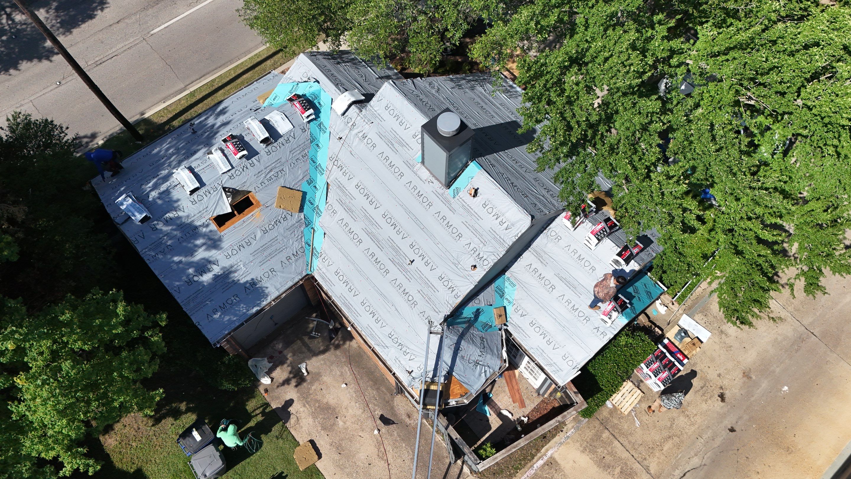 Project in Dallas by Armor Roofing | Exteriors