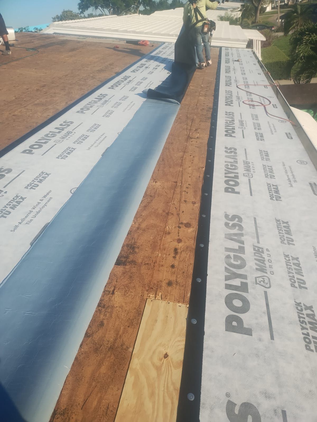 Project in Pinellas Park 33782 by Mitchell Roofing Company LLC 