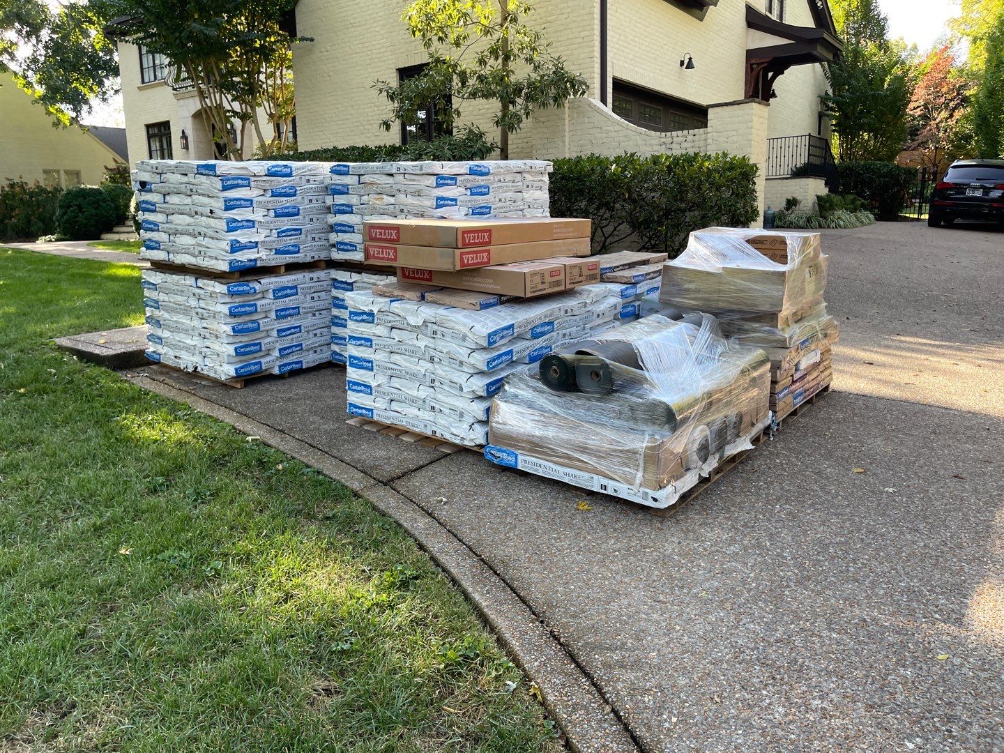 Presidential Shake Install by Paragon Roofing