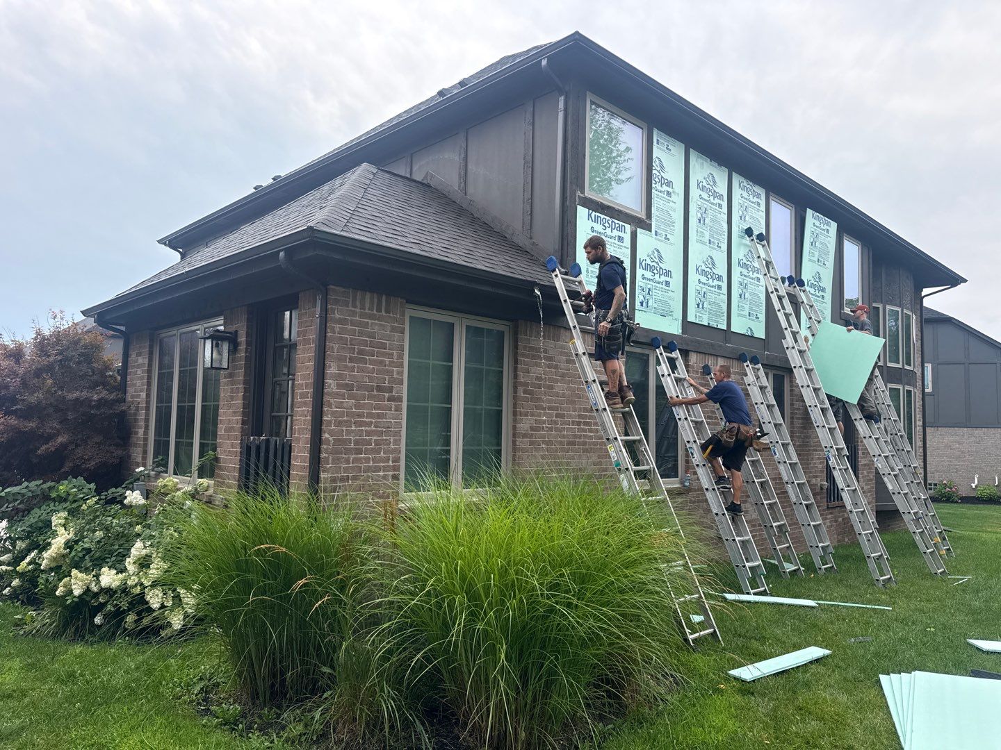 Siding Replacement using Alside S7 Cedar Mill Grain Composite by 180 Contractors