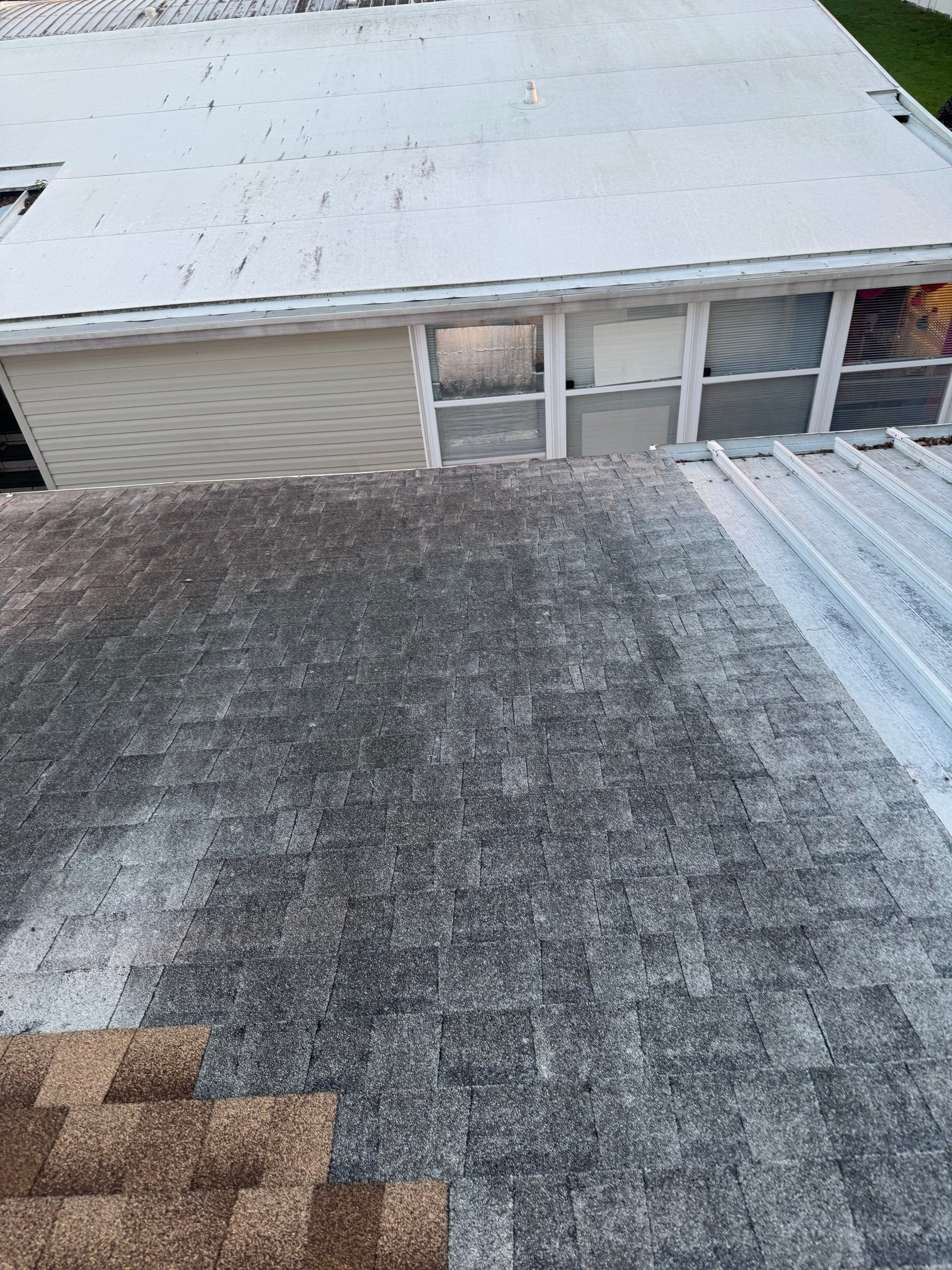 Project in Largo 33770 by Mitchell Roofing Company LLC 