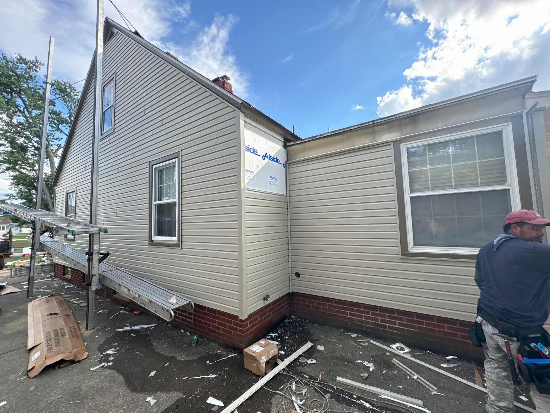 Siding and Gutter Replacement by Homestyle in Lorain by Homestyle Home Improvements (HHI)