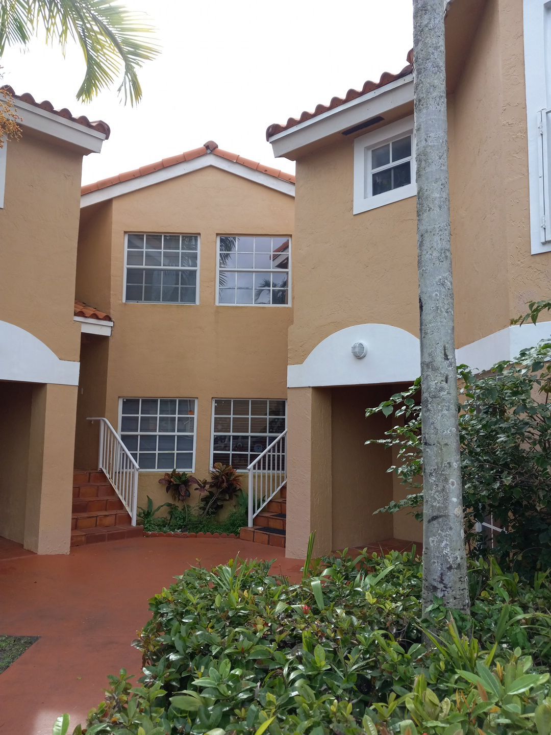 SIENNA VILLAS CONDO - BLDG 14245 by Souffront Construction & Engineering
