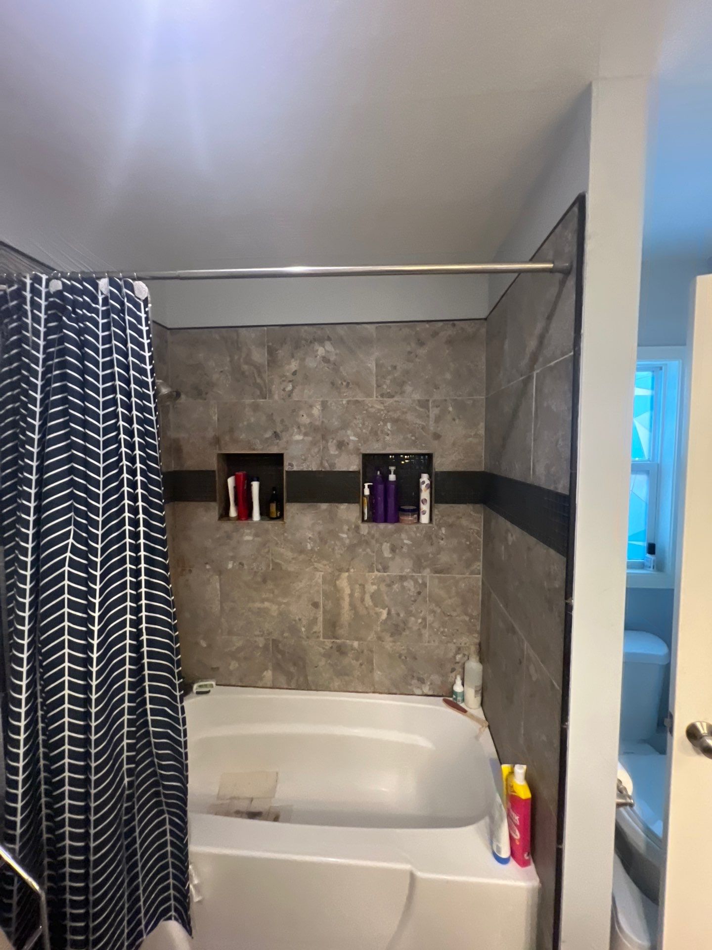 Bathtub Replacement with Onyx by The Shower Company