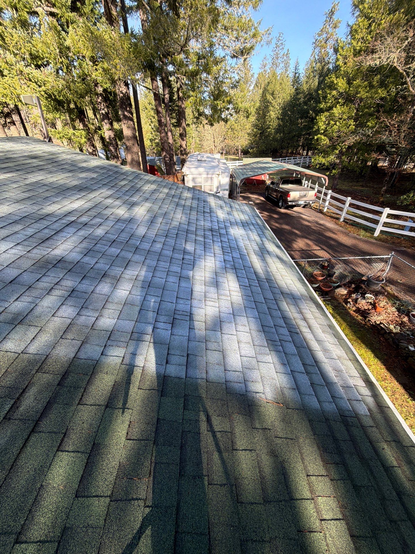 Project in Selma by Roof Maxx of Grants Pass