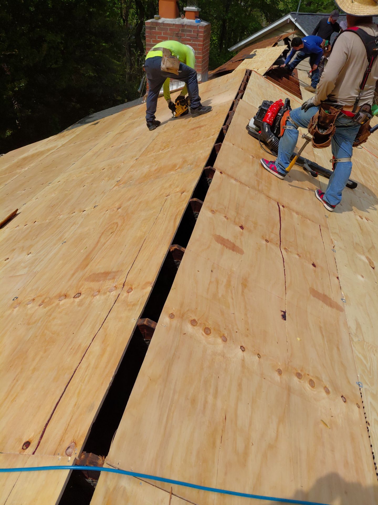 Annandale: Residential Roof Replacement with CertainTeed Landmark in Moire Black by RM Banning, Inc.