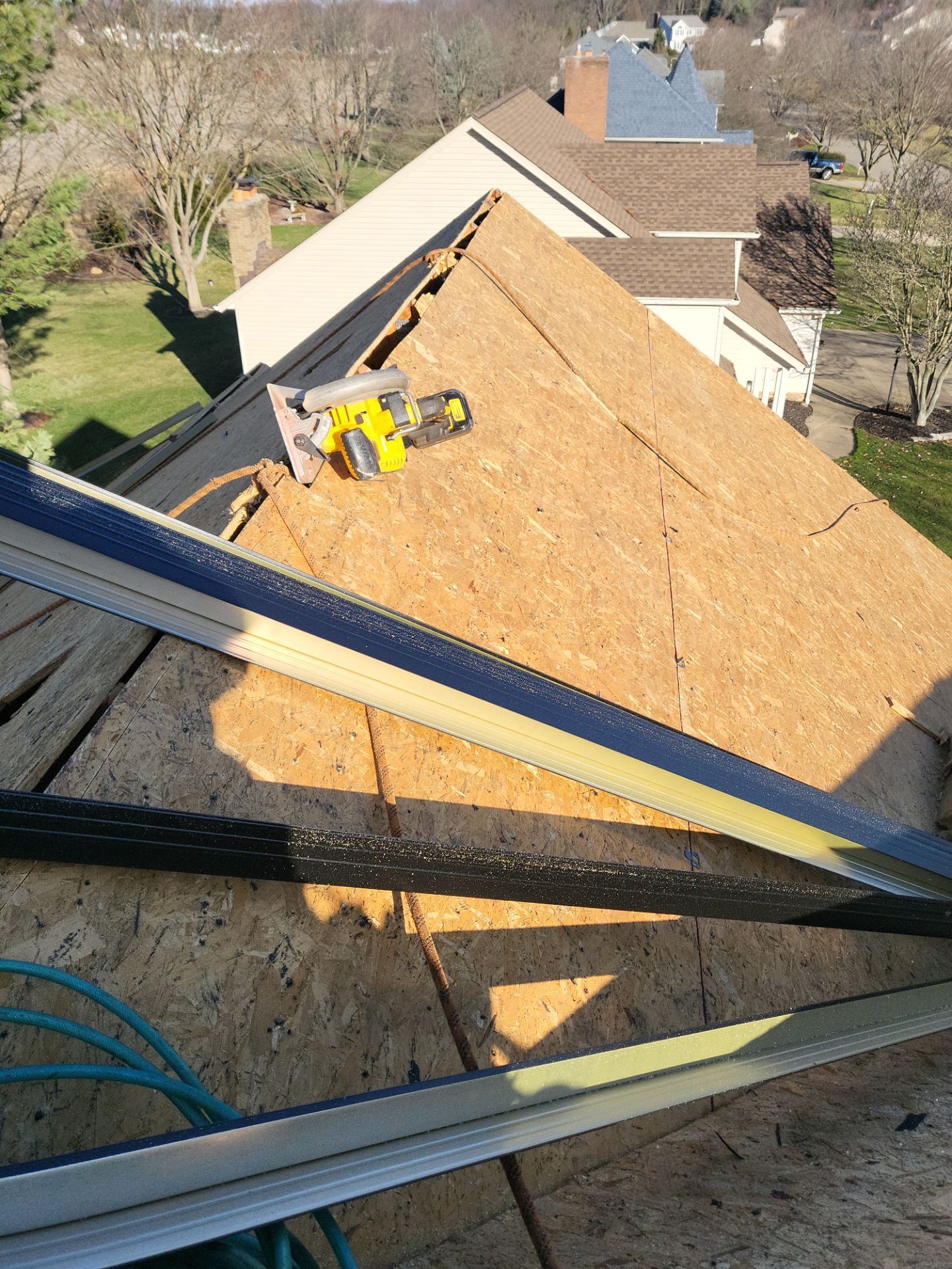 Atlas Pinnacle Pristine, Color: Black Shadow, Drip Edge, Color: Black by Eagle Eye Roofing