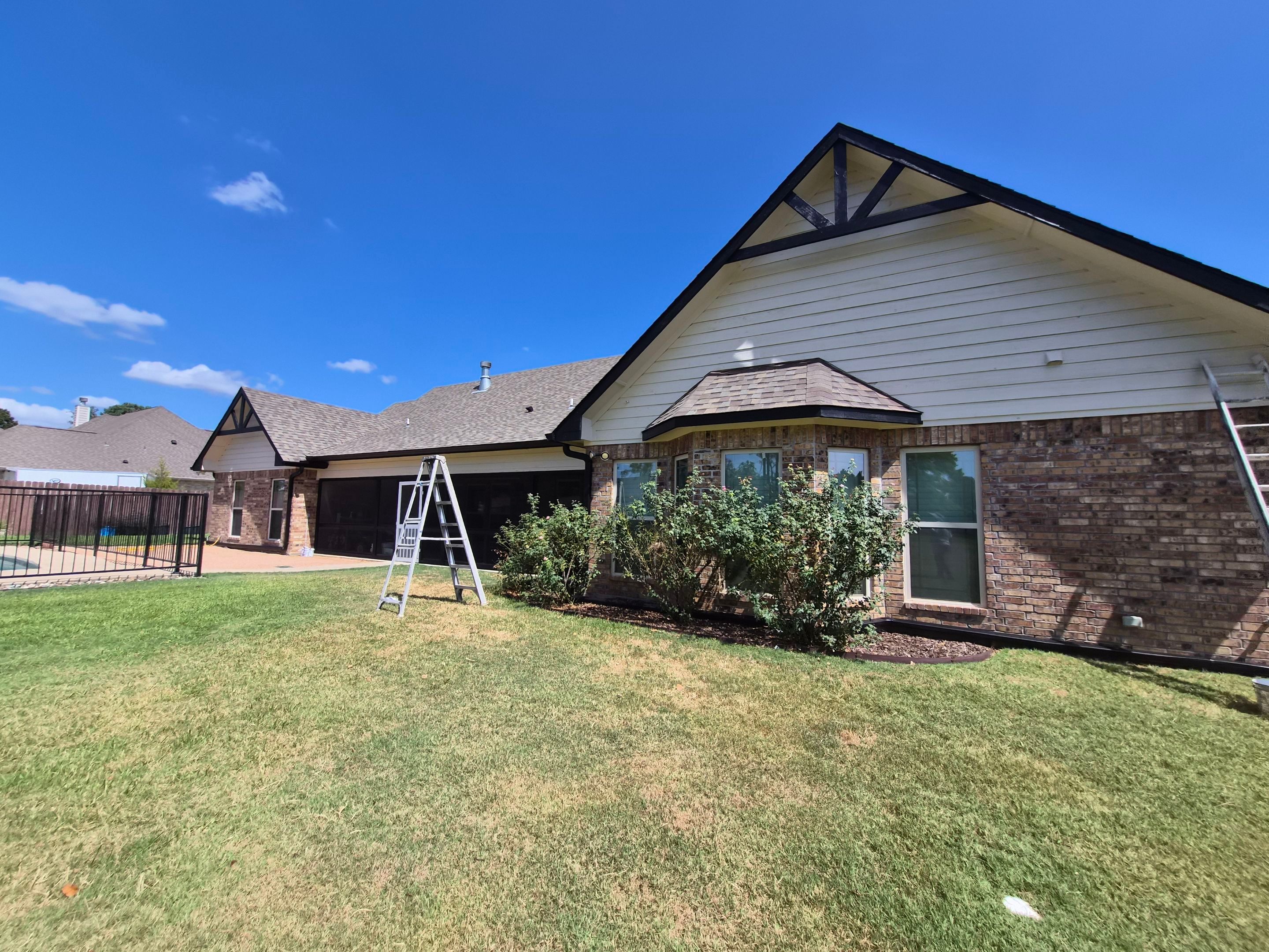 From Dated Brown to Modern Contrast: A Mineola Exterior Transformation by Quality Coats Painting