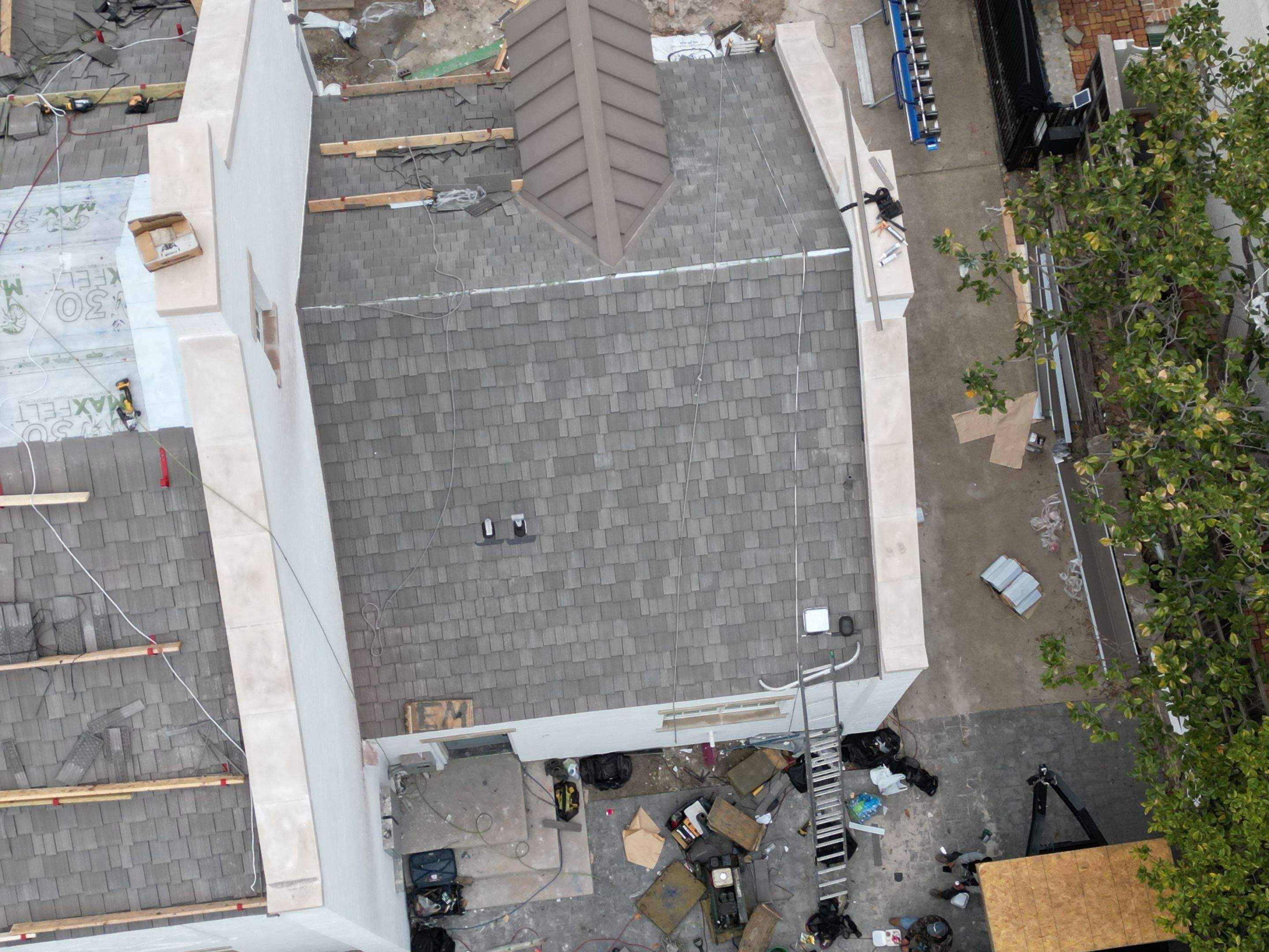 Residential Roofing Installation using DaVinci Multi Width Shake by Harvey Roofing & Construction