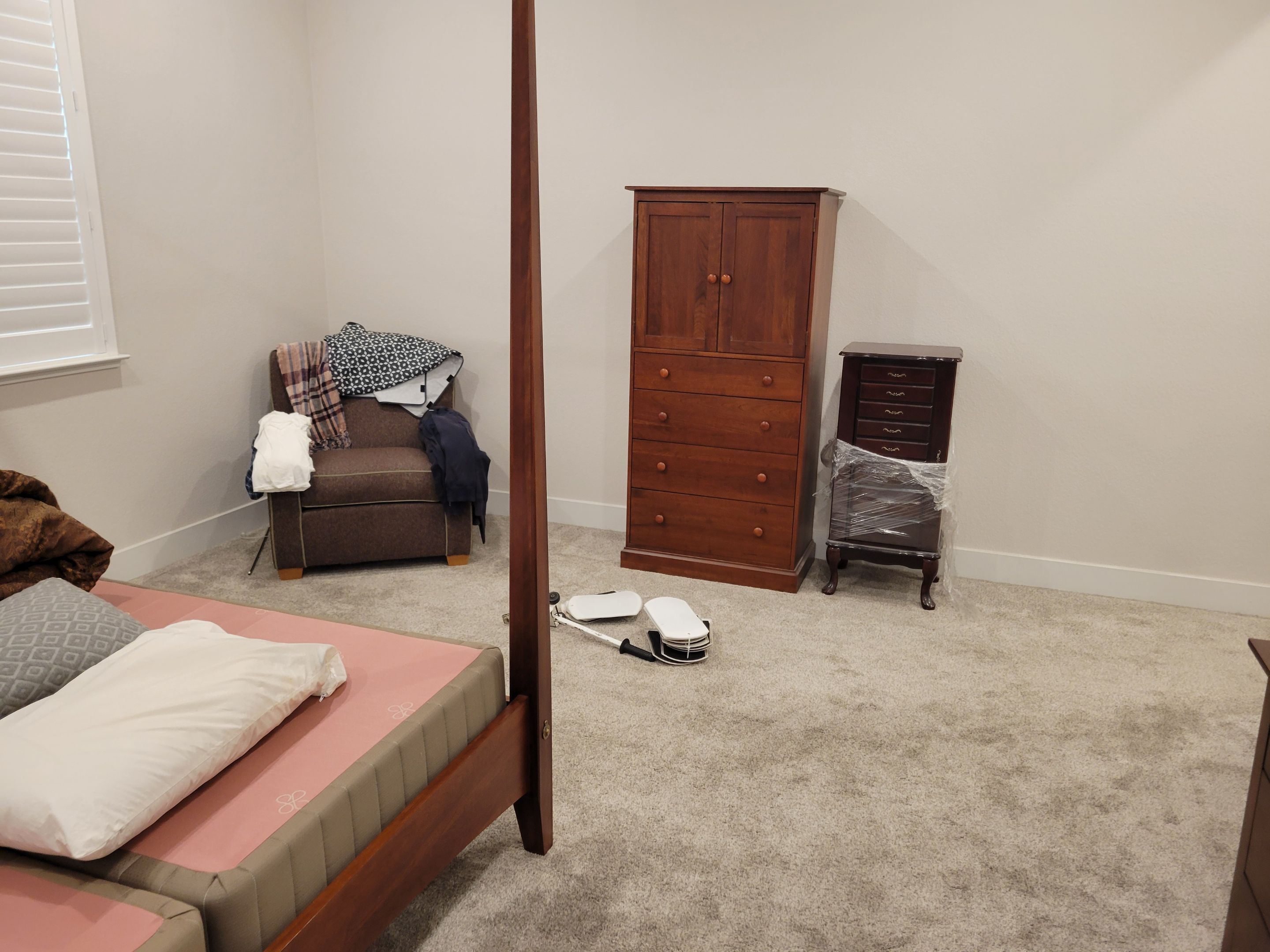 Carpet Re-stretch and Cleaning by Ardent Carpet Restore LLC