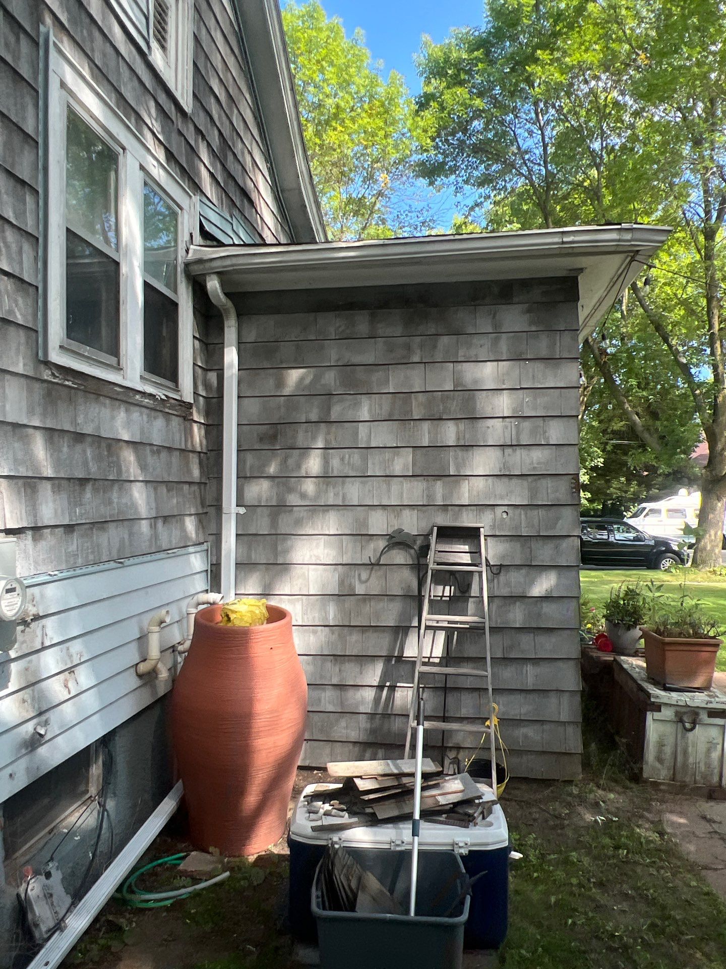 FULL HOME SIDING MAKEOVER SHEBOYGAN  by Gellings Roofing & Siding