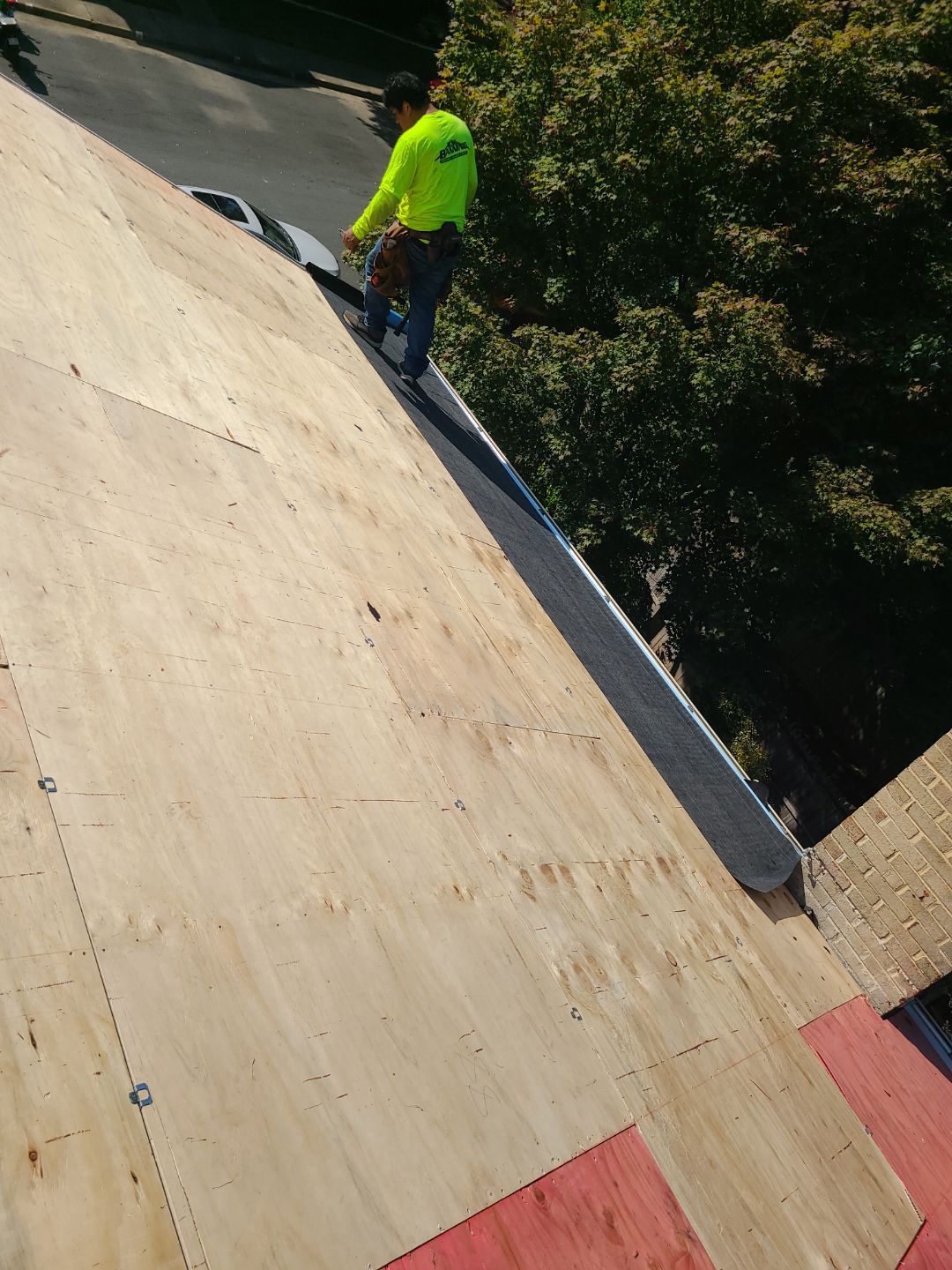 Springfield: Roof Replacement with Landmark Pro Designer Shingles in Max Def Shenandoah by RM Banning, Inc.