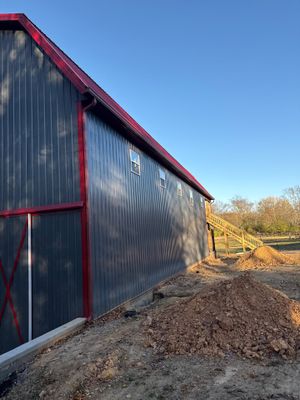Gutter Install on pole barn home 
