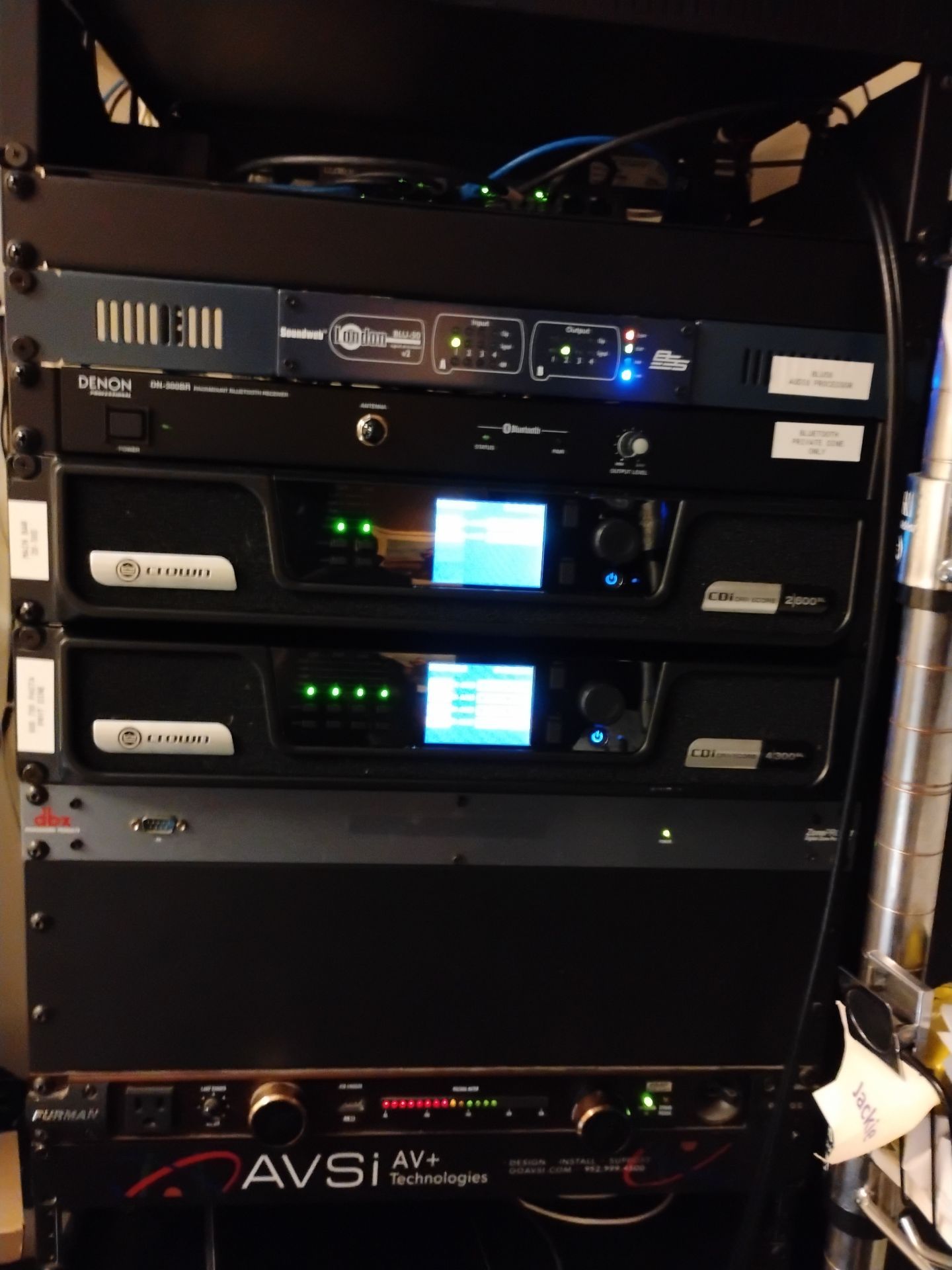 Audio upgrade in upscale dining by AVSi