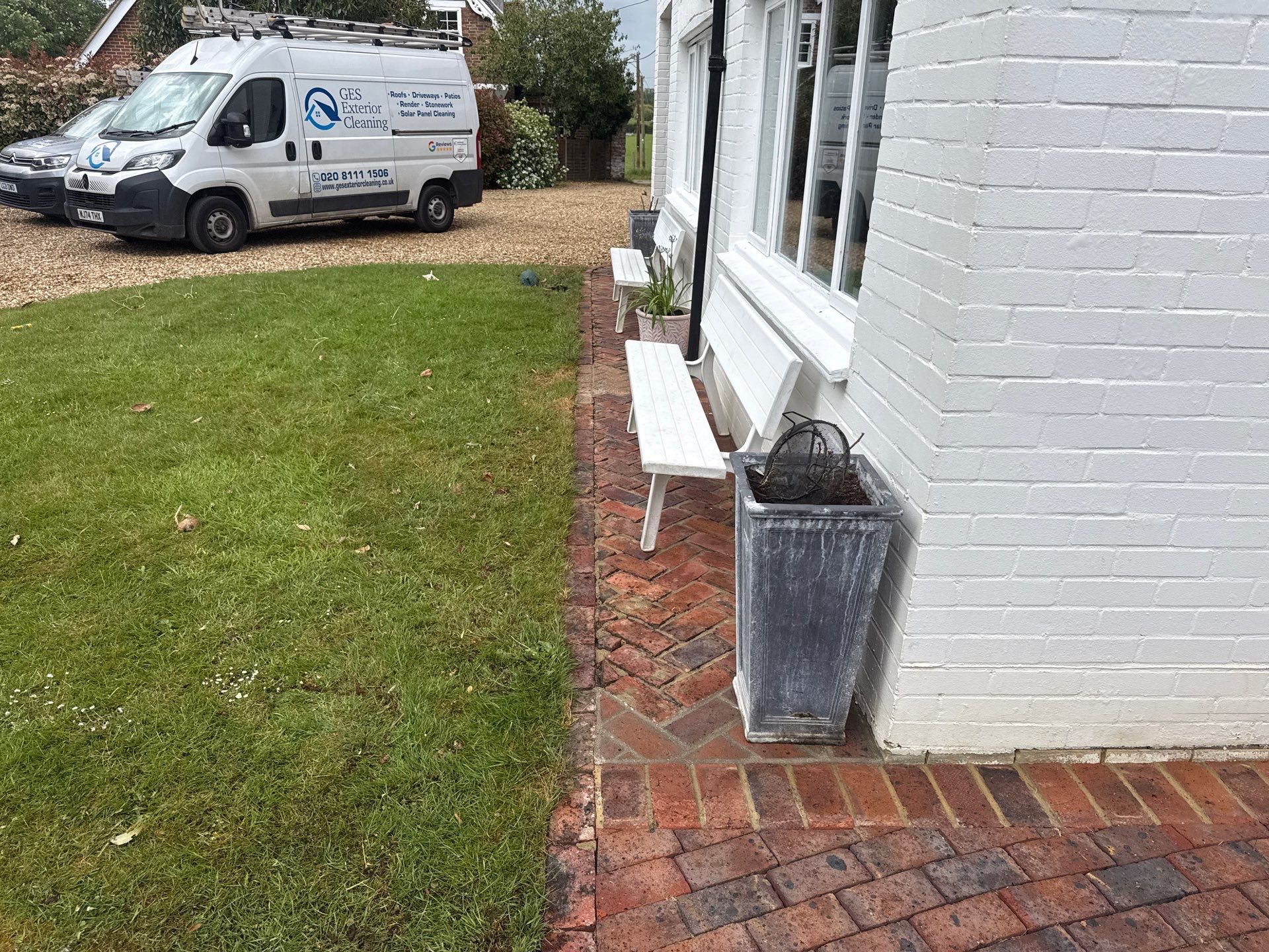 Patio - Walkways - Render Cleaning Surrey by Ges Exterior Cleaning ltd