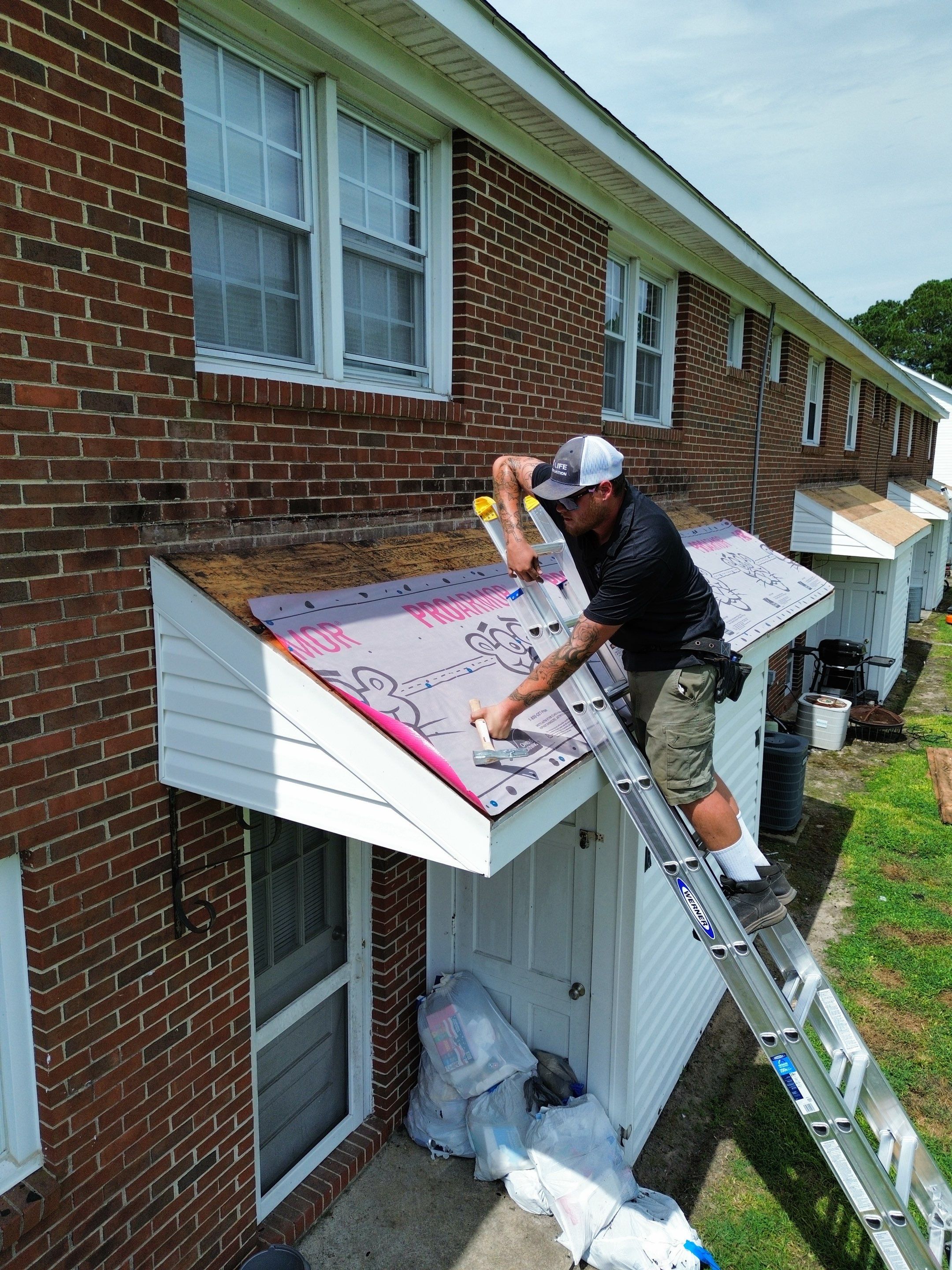 Full Roof & Siding Replacement by Life Construction
