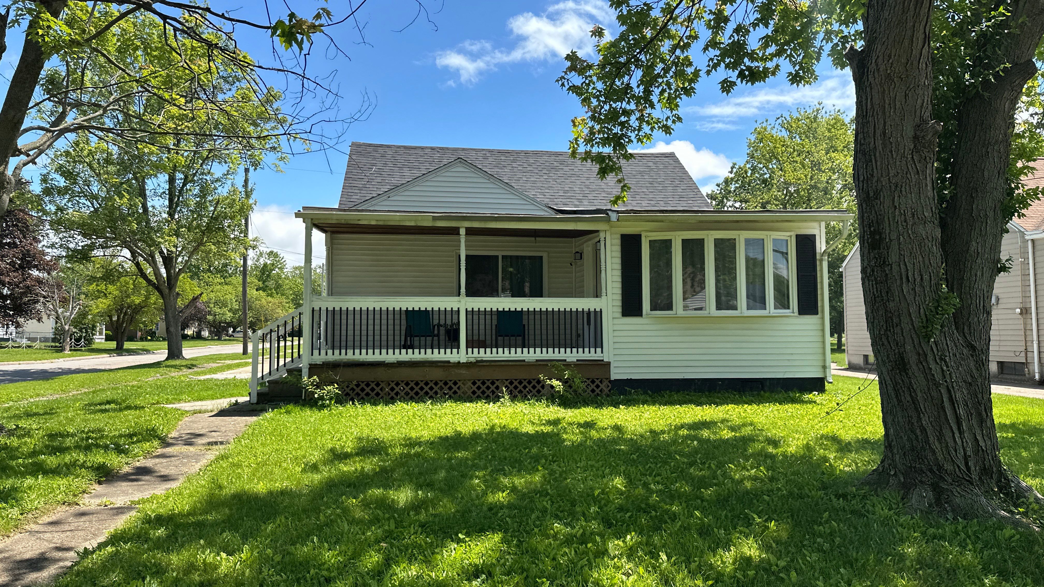 Roof Replacement by Homestyle in Lorain by Homestyle Home Improvements (HHI)