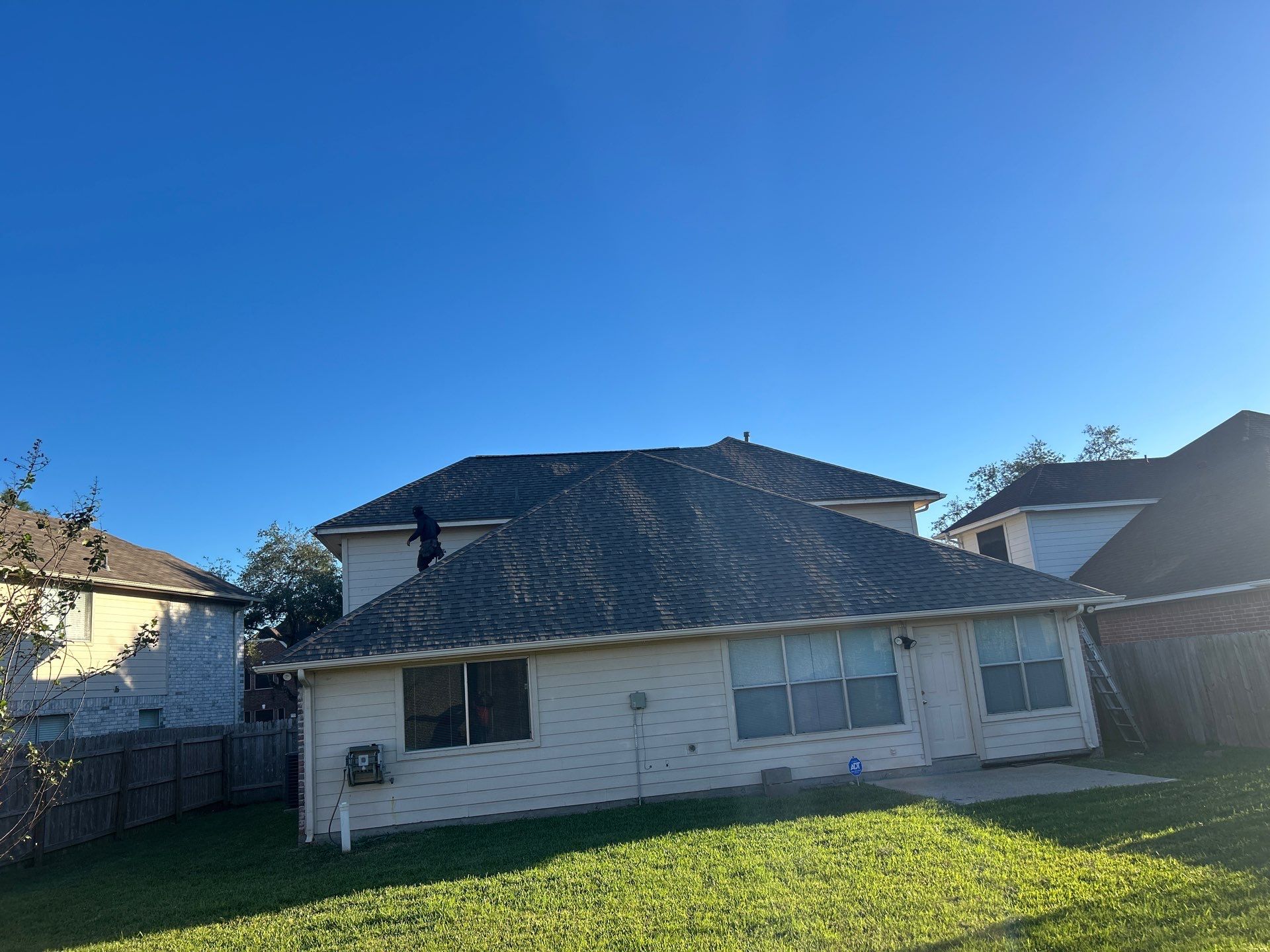 Roof Replacement Houston by Roof Repair Company