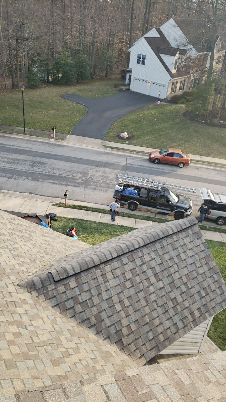 Fairfax Station: CertainTeed Landmark Pro Designer Shingles in Max Def Weathered Wood by RM Banning, Inc.