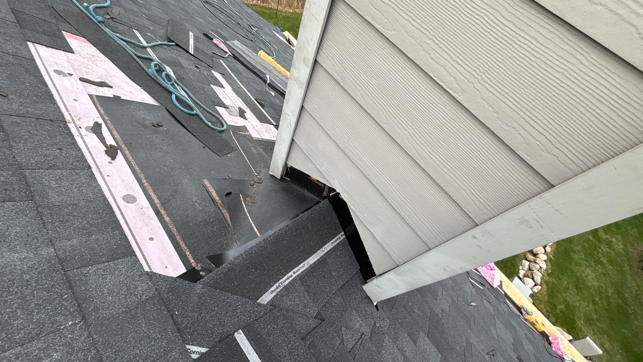 Roof Replacement using Owens Corning Onyx Black by 180 Contractors