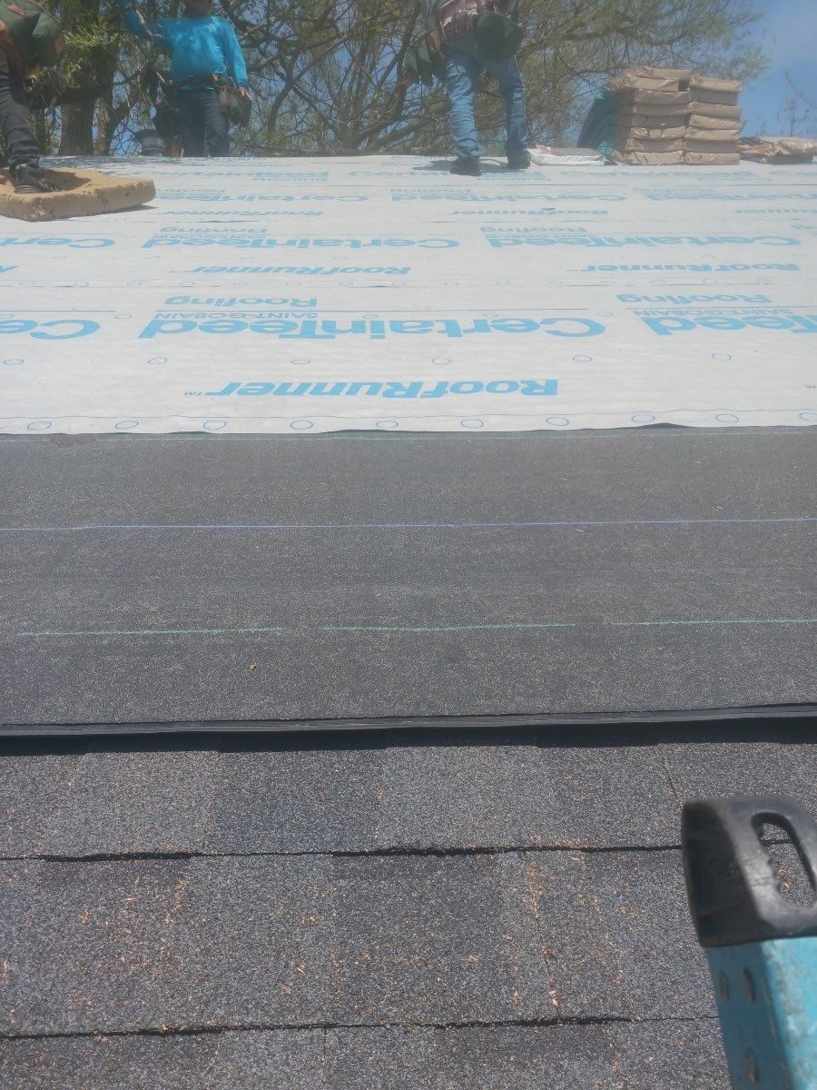 Roof Replacement using CertainTeed Landmark by 180 Contractors