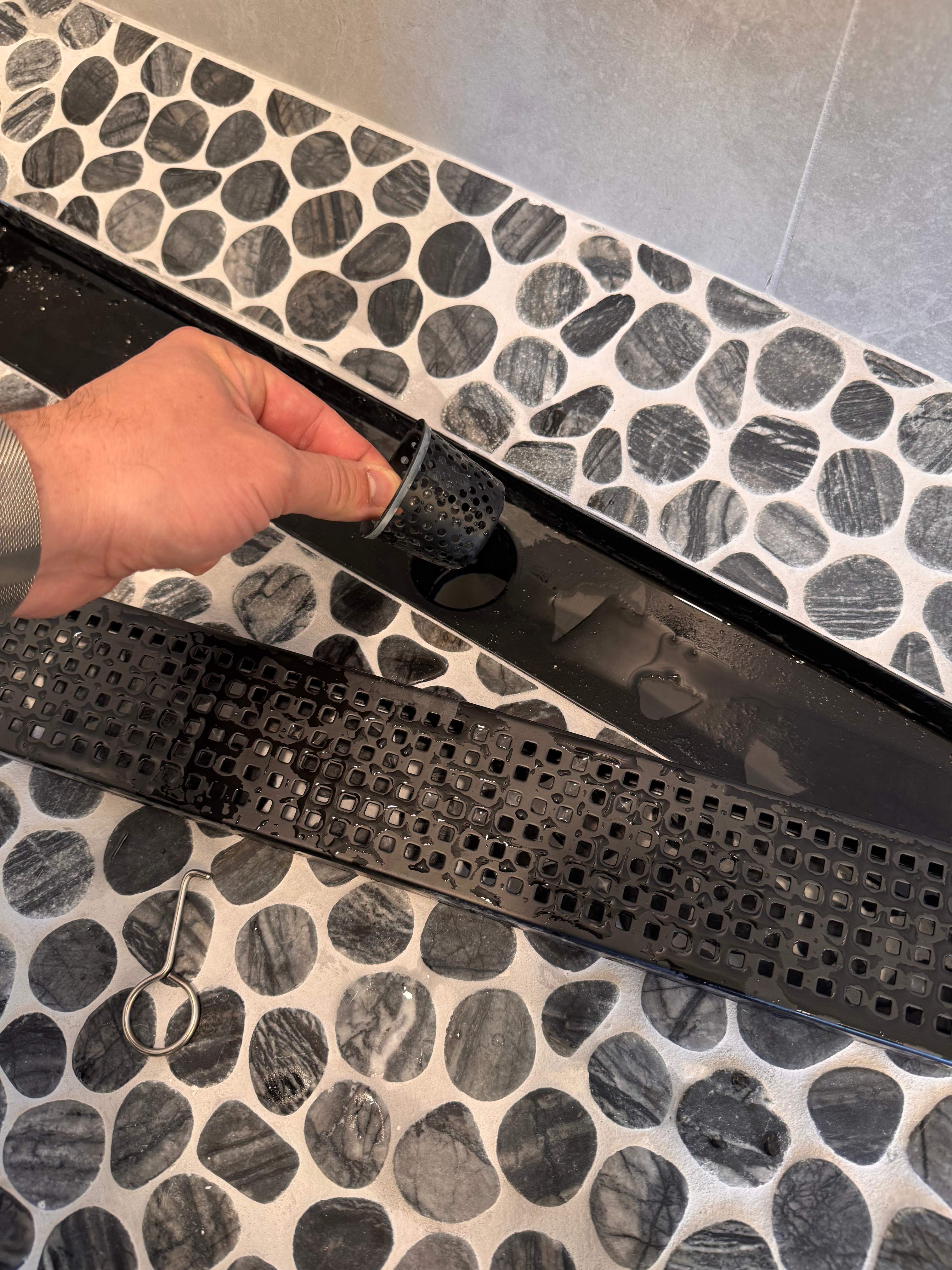 Master bathroom renovation by Prudencio