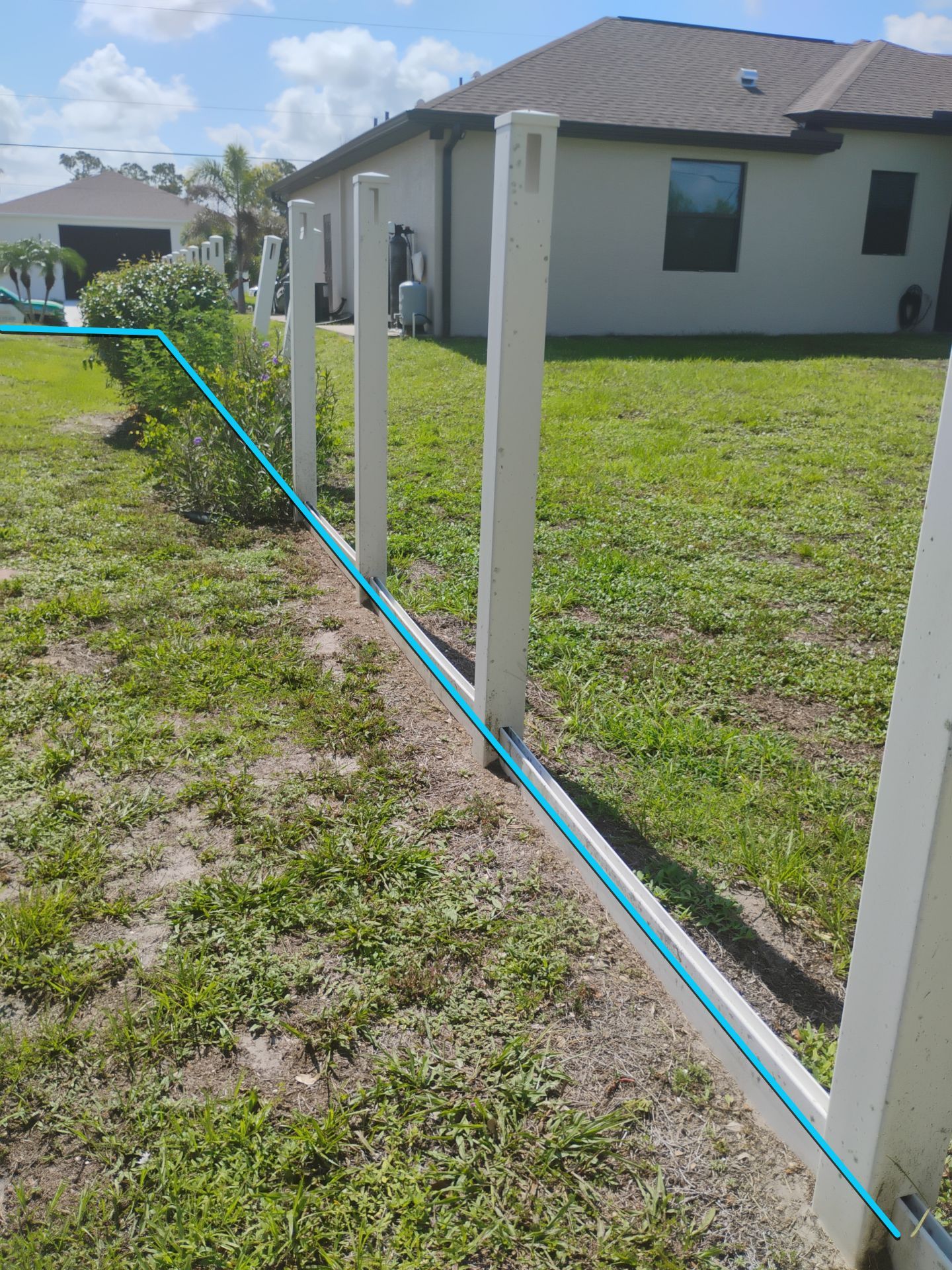 White Vinyl Privacy Fence Repair and Replacement in North Port by True Fence LLC