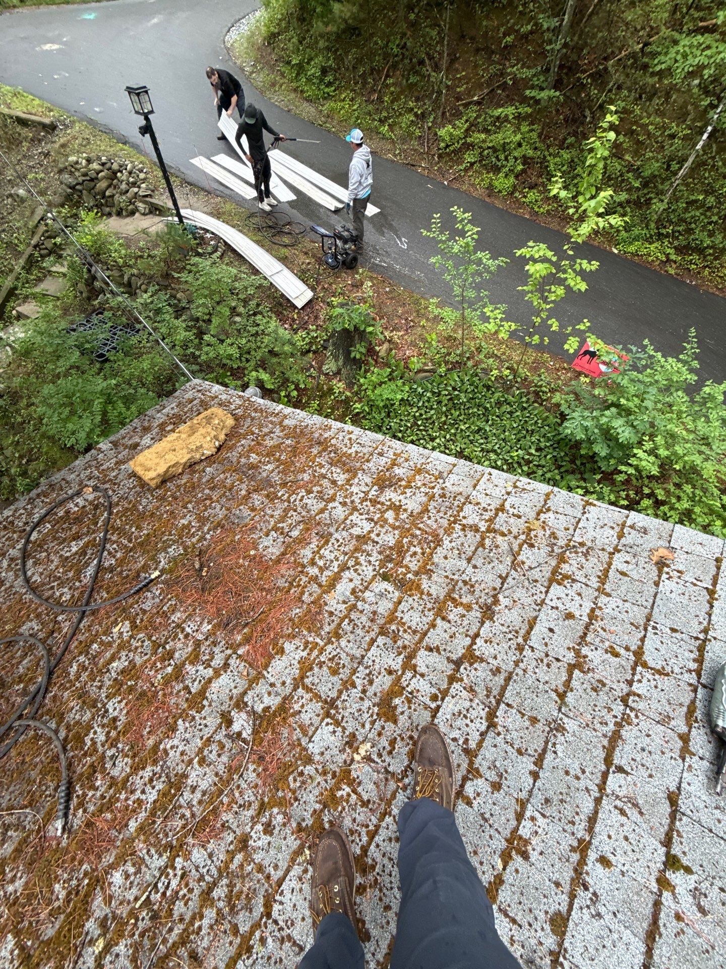 Leak Repair & Roof Wash – Groton, MA by Mighty Dog Roofing of Greater Middlesex County