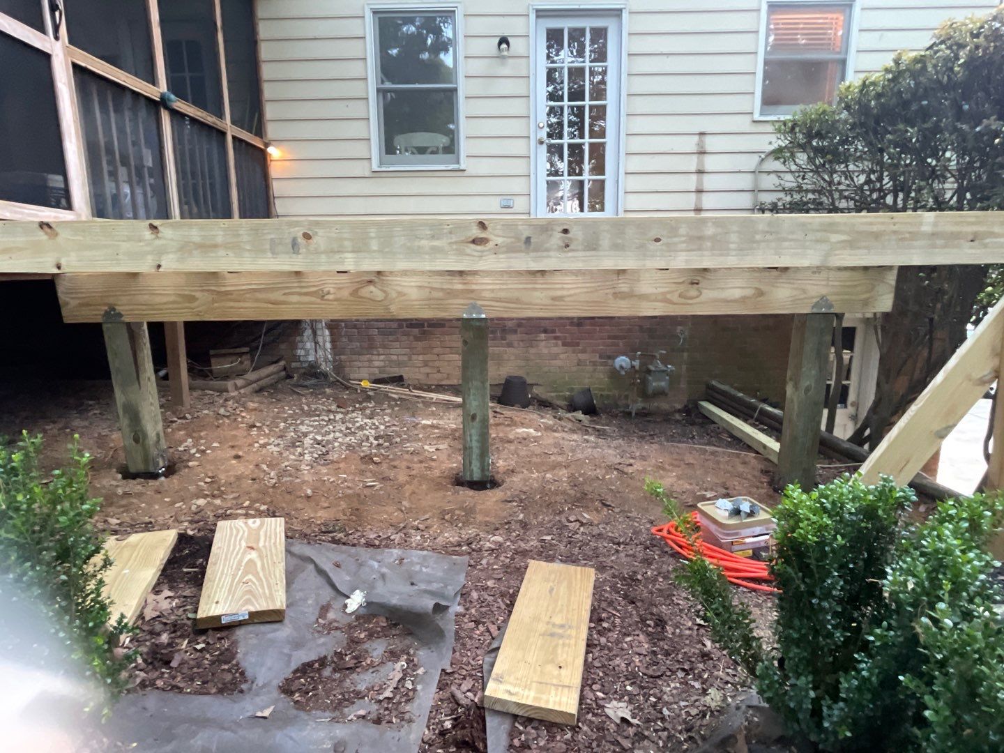 Oak Leaf Circle - Deck Installation  by Pillar and Pine