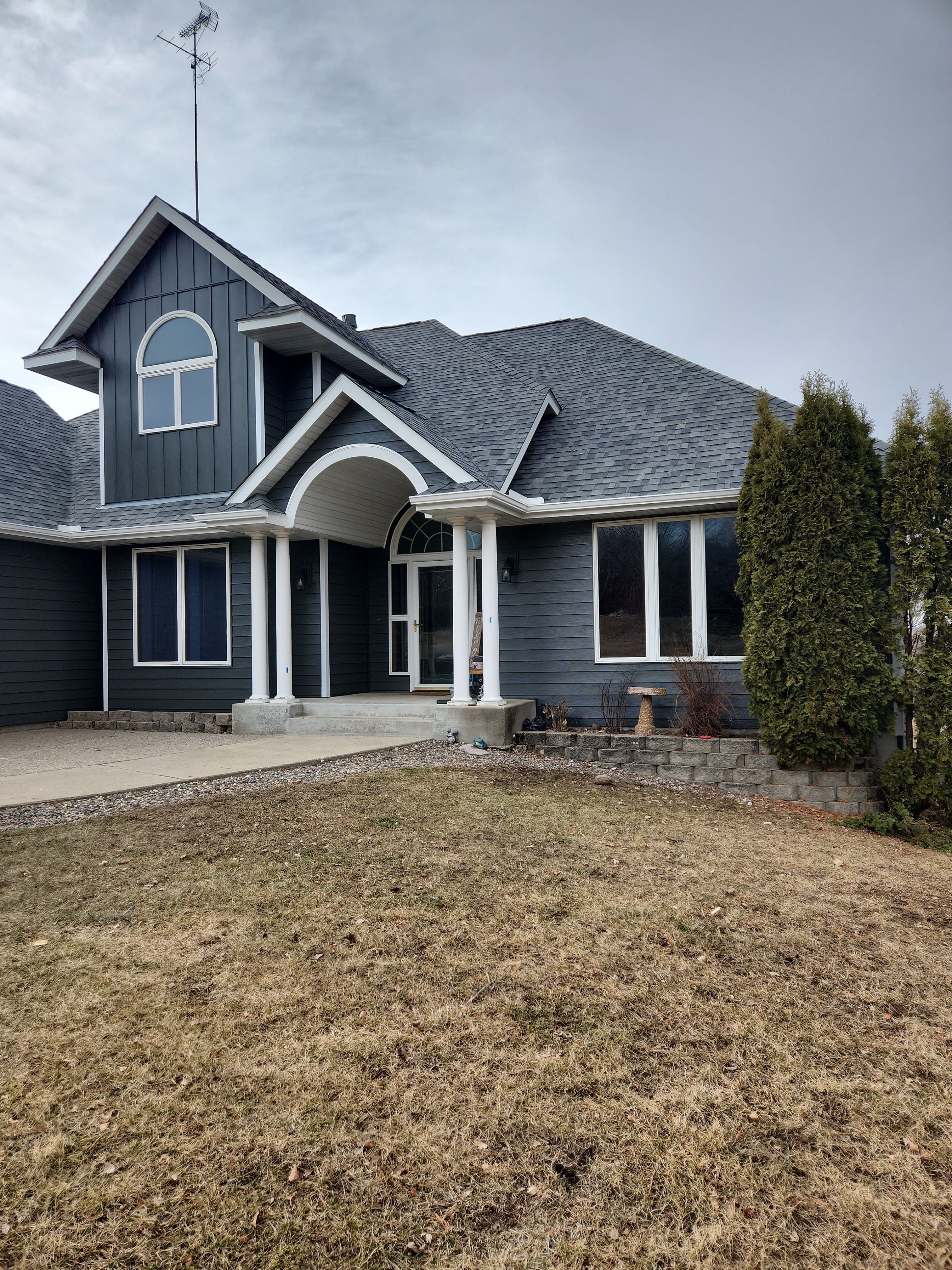 5" Gutters in Avon by Next Level Seamless Gutters / Exteriors Inc.